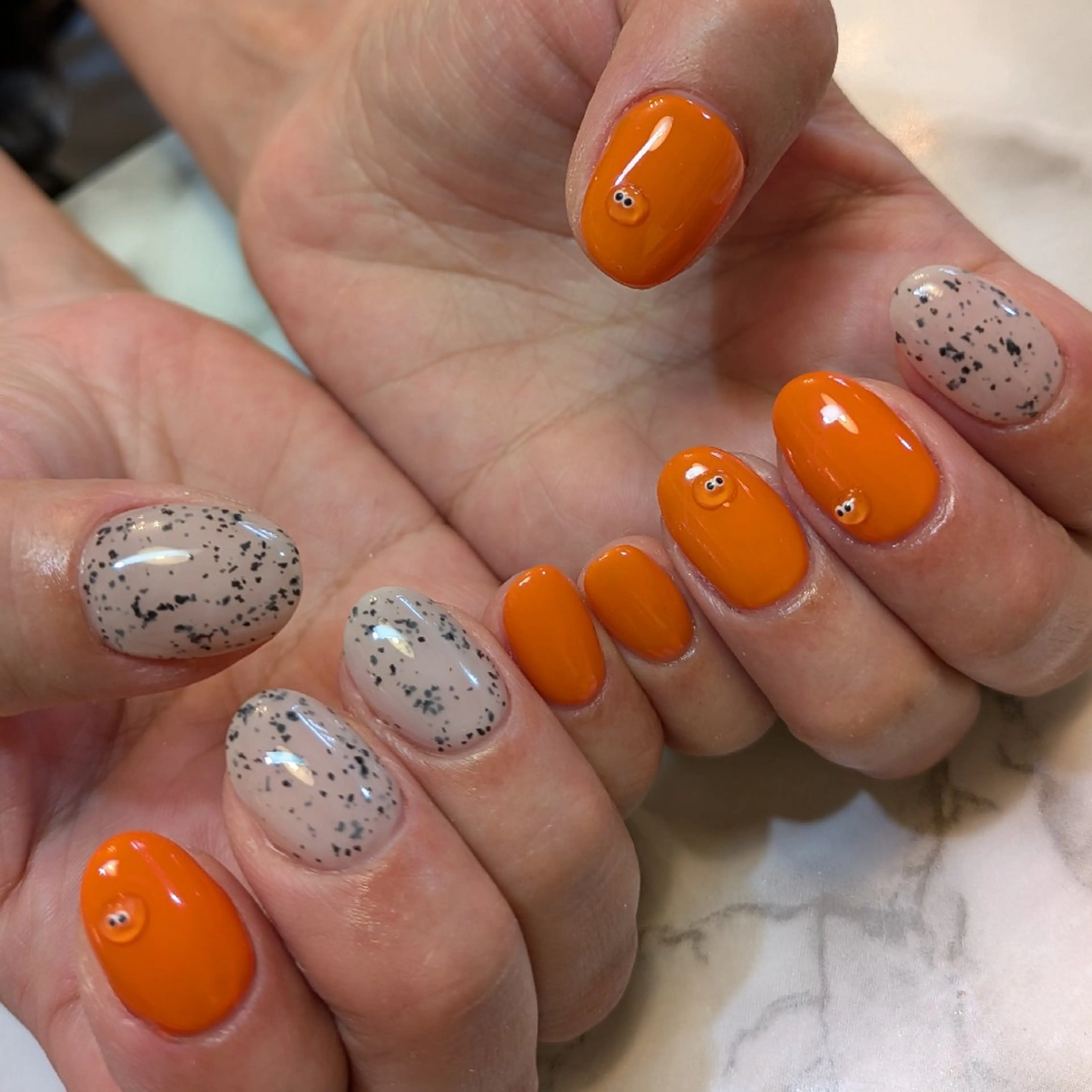 ネイル ぷっくりネイル ジェヌインネイル 河内のネイルデザイン