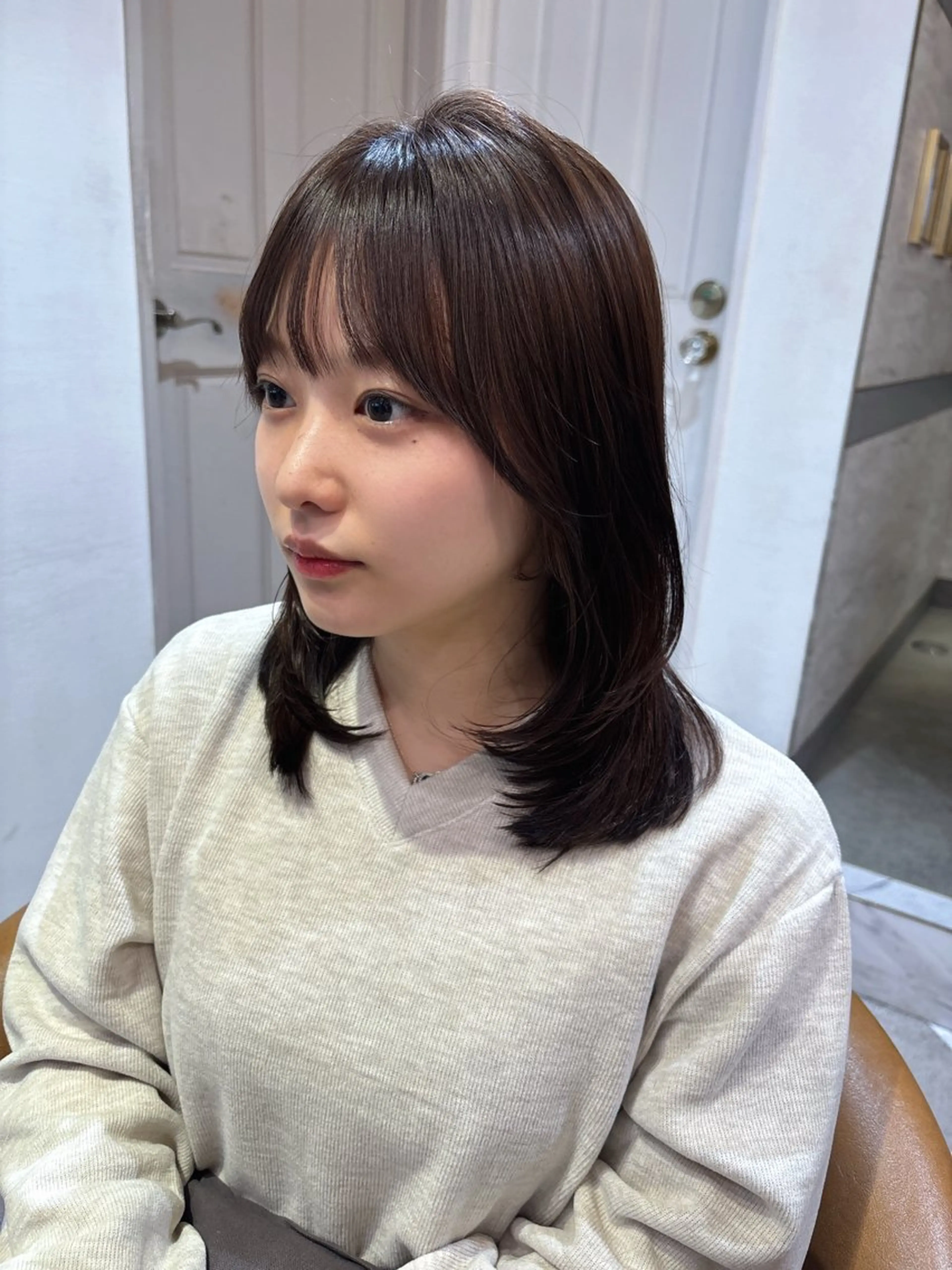 セミロング カット ヘアカラー トリートメント ♥韓国レイヤー/透明 感カラー/目黒慎太郎のヘアスタイル