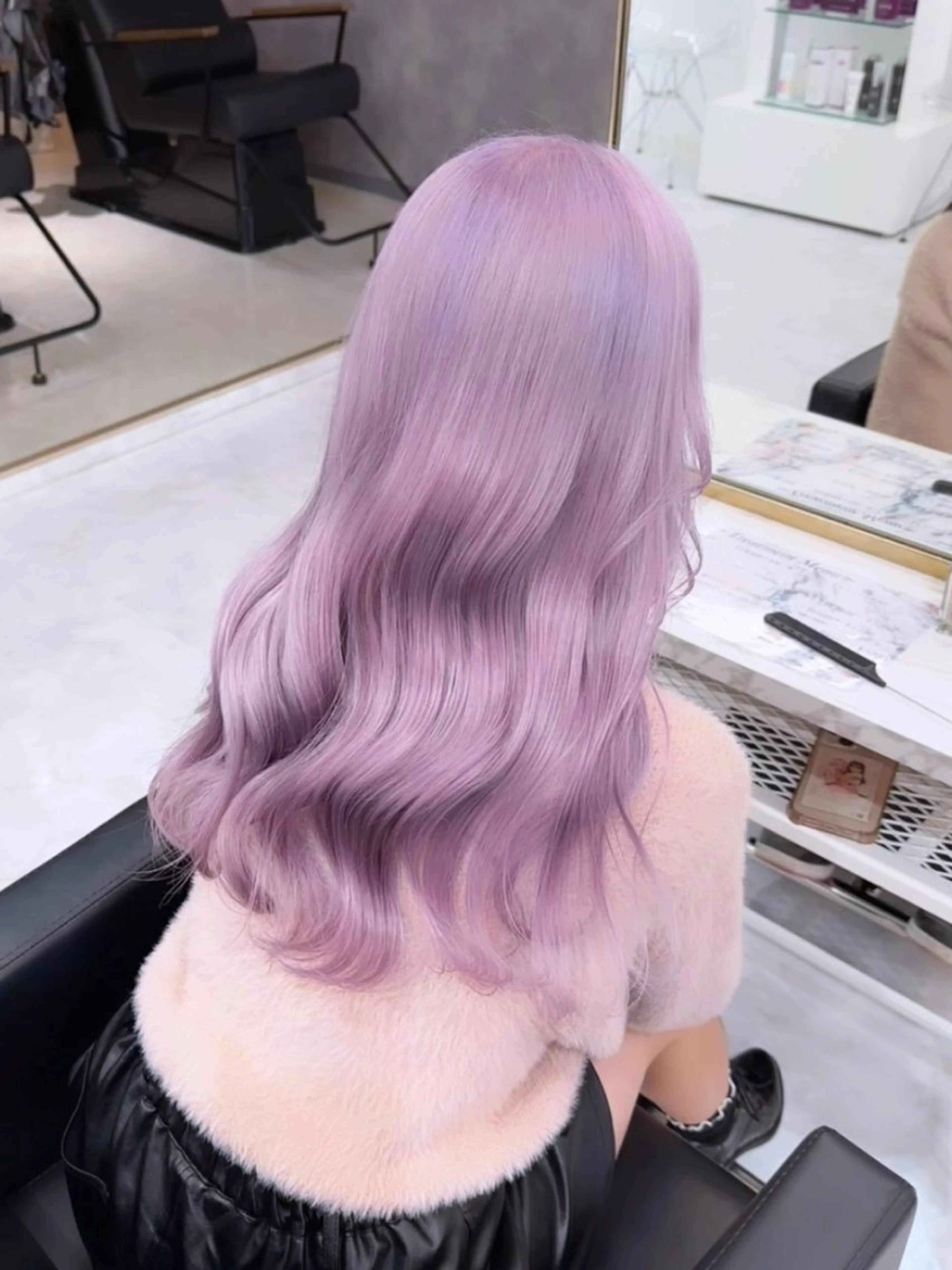 ロング パープルカラー ヘアカラー トリートメント 🤍ムラ修正ブリーチ 🤍原宿/YUUのヘアスタイル