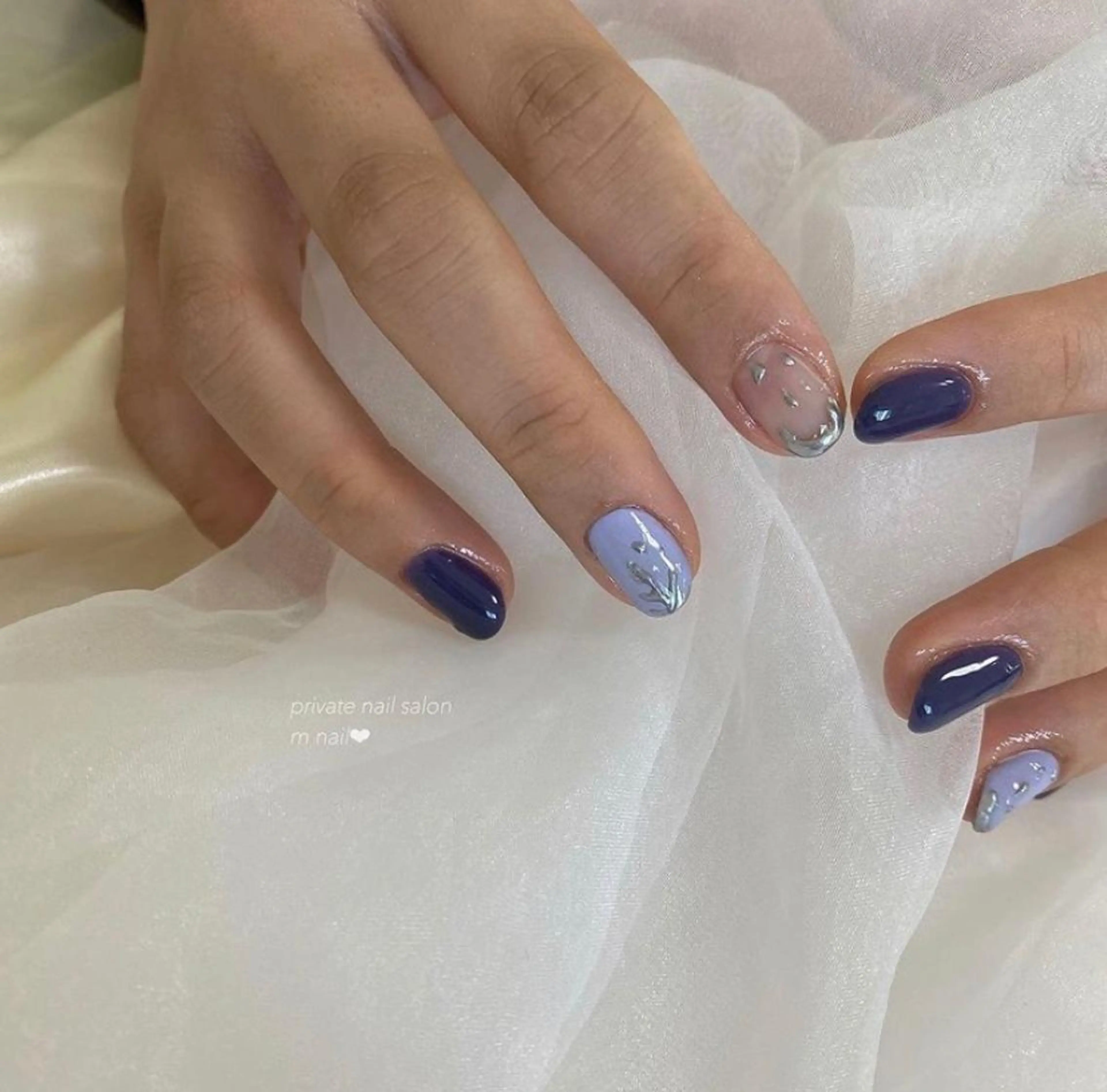 ネイル パープル ハンドネイル 小河原 舞のネイルデザイン