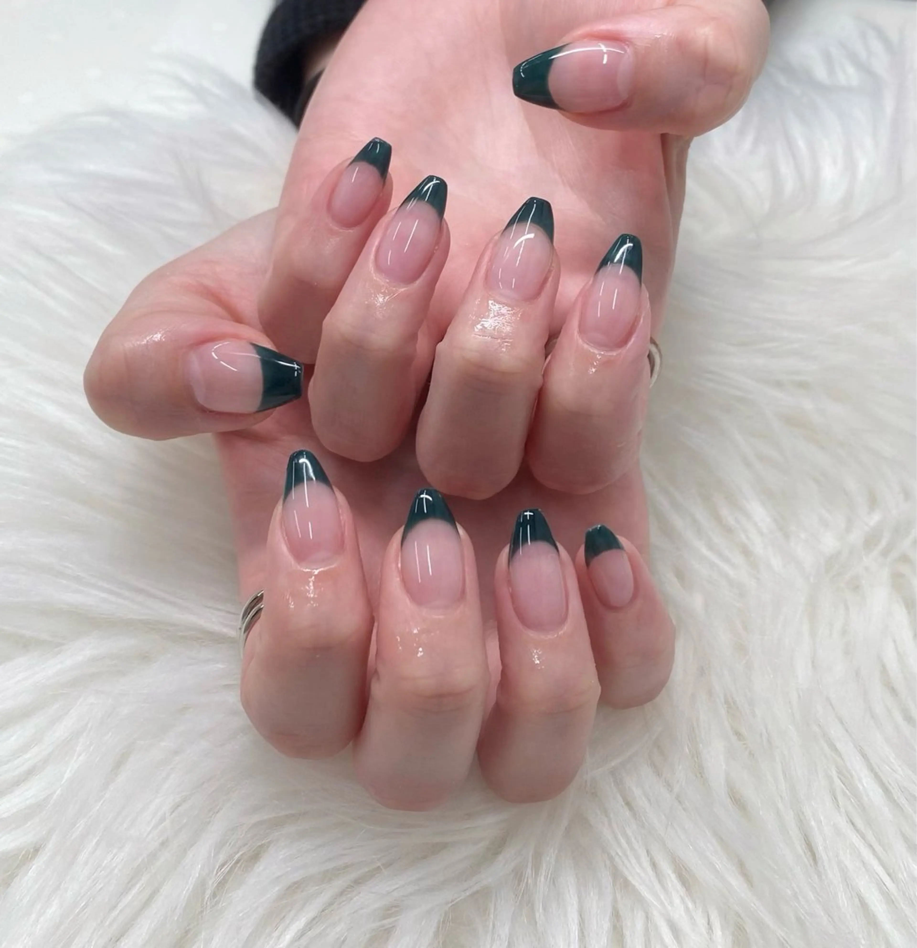 ネイル フレンチネイル グリーン ハンドネイル エリクサーネイル池袋 小川のネイルデザイン