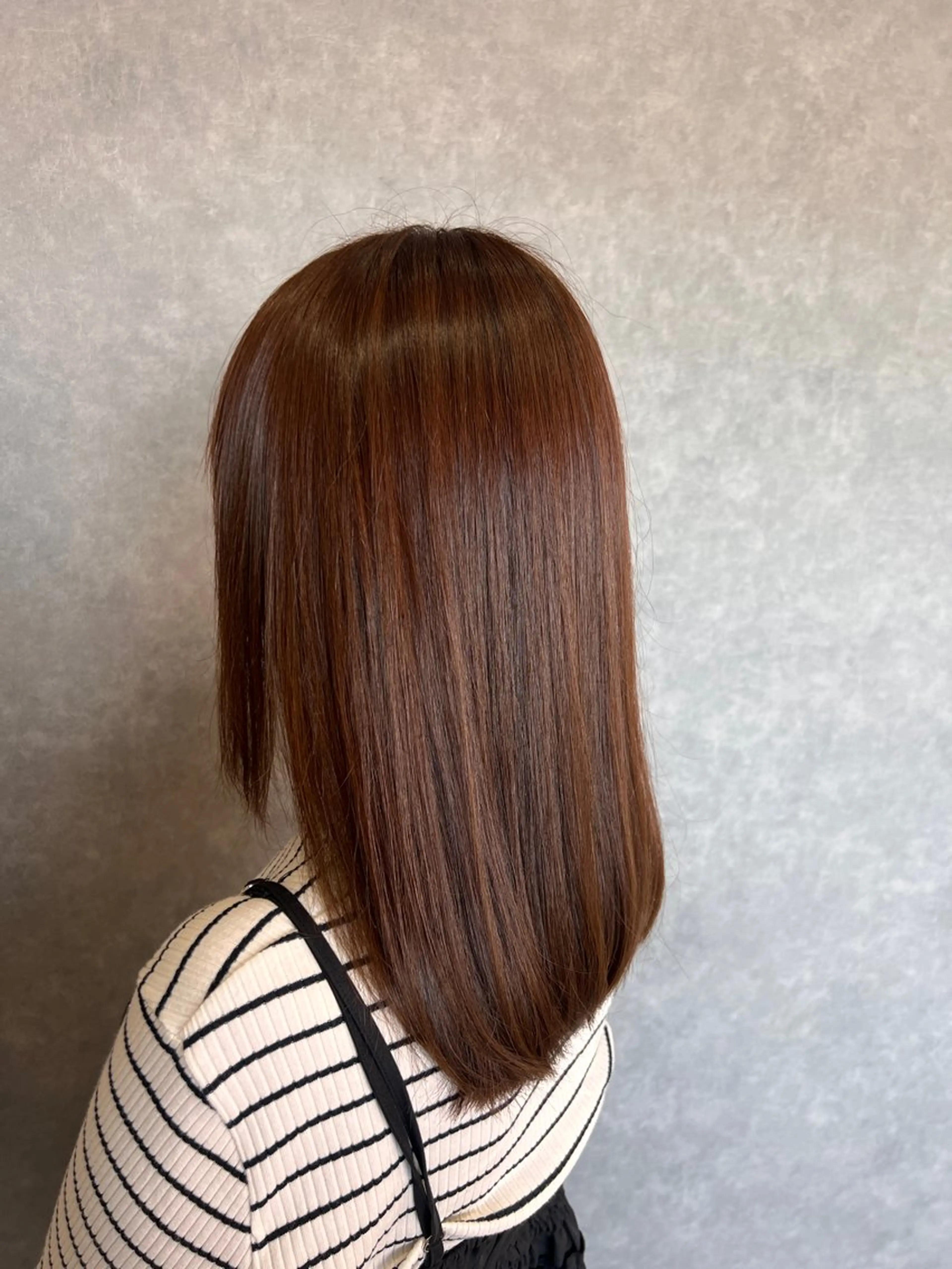 ミディアム カラー 高橋 優実のヘアスタイル