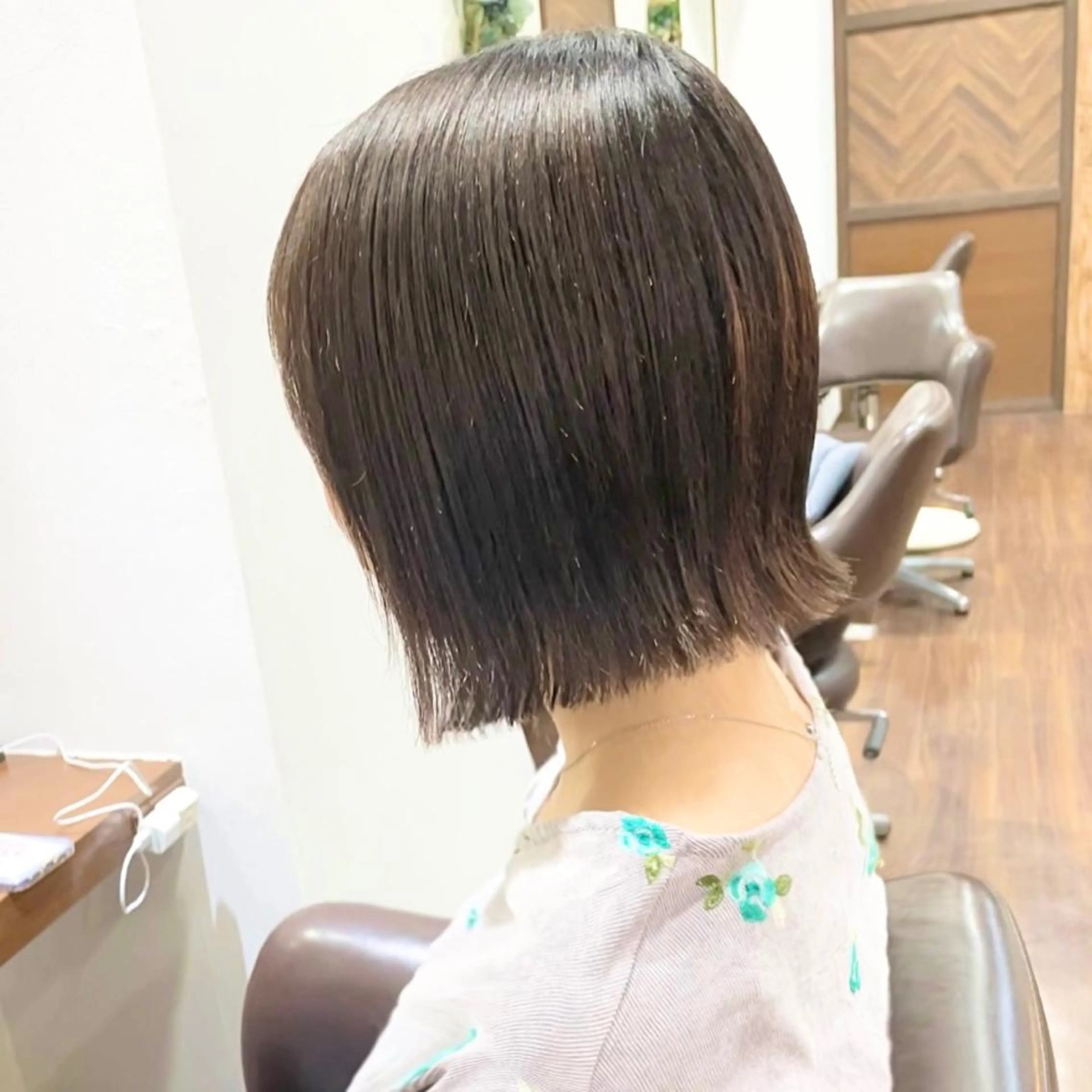 ショート カラー 切りっぱなしボブ ボブ 外ハネヘア ヘアカラー トリートメント さわ きょうすけ/ ボブ髪質改善ショートのヘアスタイル