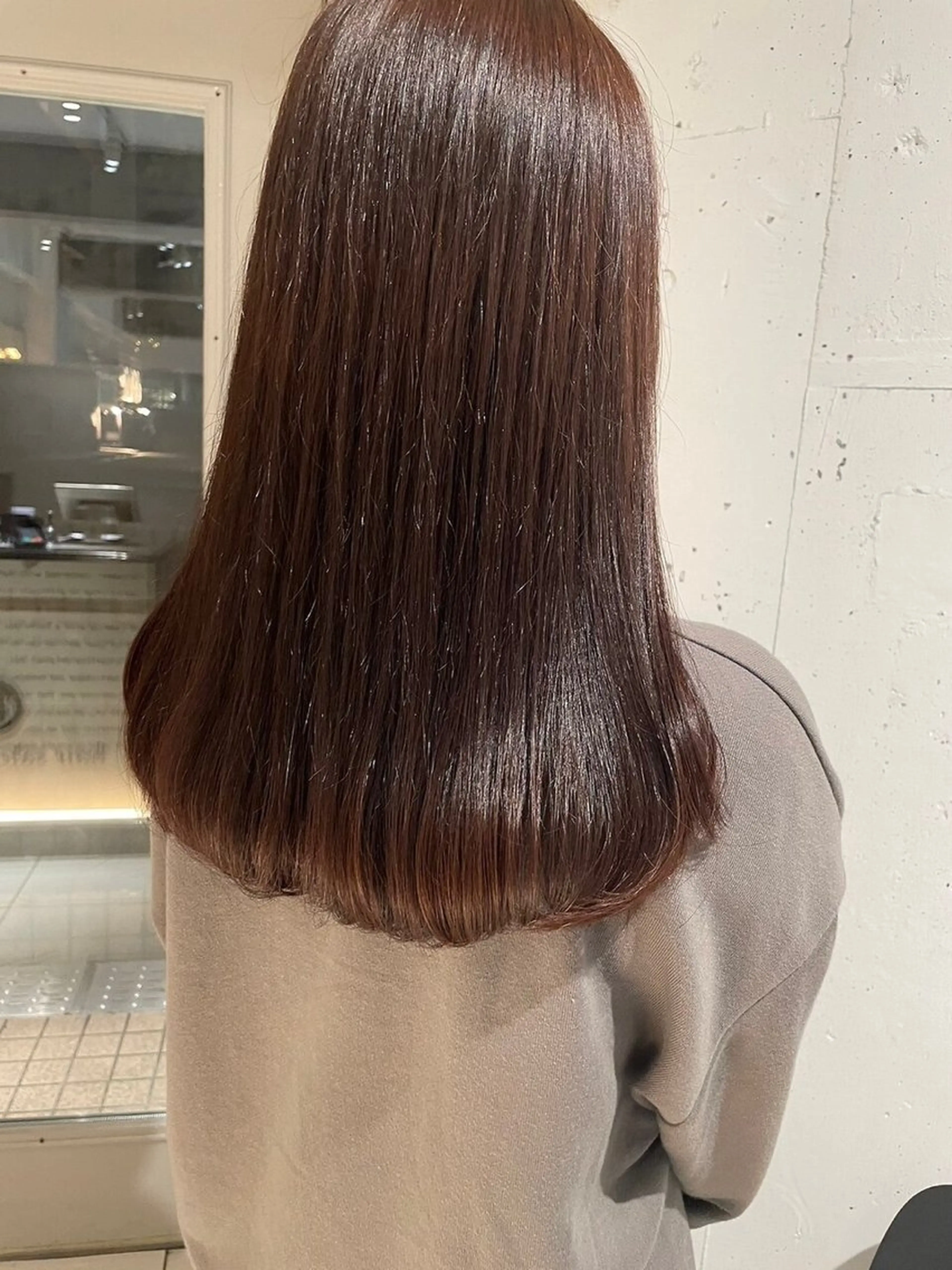 ロング カラー パーマ ベージュカラー ブラウンカラー ブラウンベージュ ヘアカラー 縮毛矯正 トリートメント ヘッドスパ ヘアセット 艶くすみカラー ‎/縮毛/川添桃花‎のヘアスタイル