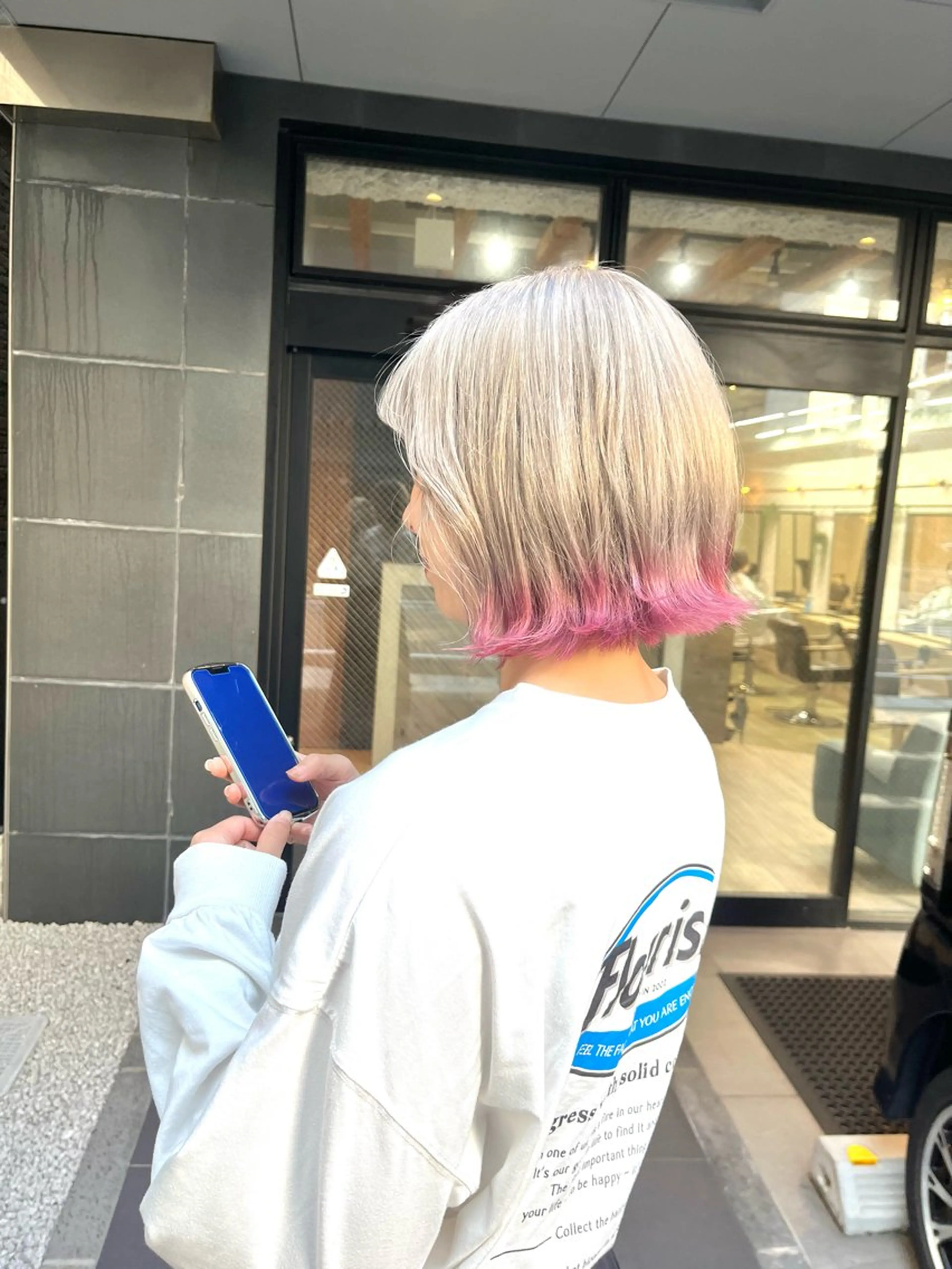 ミディアム カラー ブリーチ ピンクカラー カット ヘアカラー トリートメント 番匠 海遊のヘアスタイル