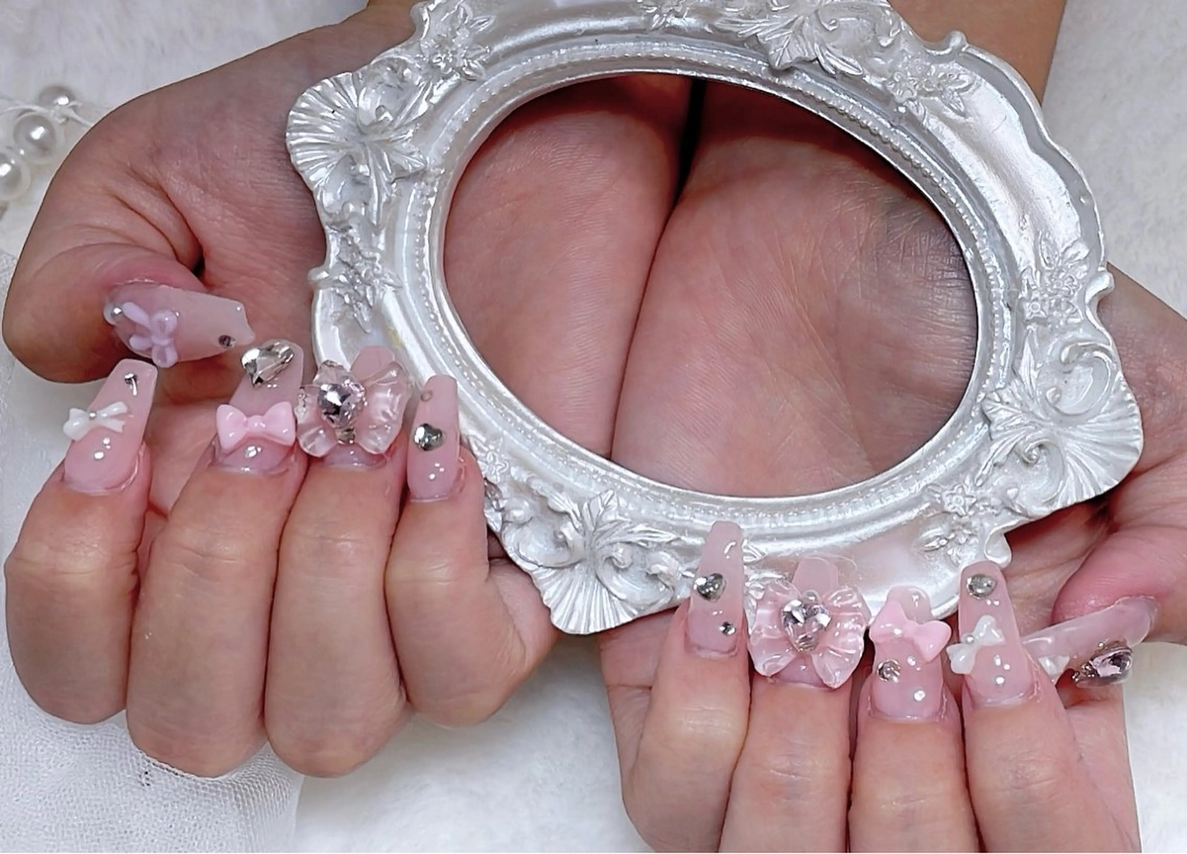 ネイル アートネイル フットネイル ジェルネイル マグネットネイル パラジェル ハンドネイル B·U Nail大宮 長さだし専門店のネイルデザイン