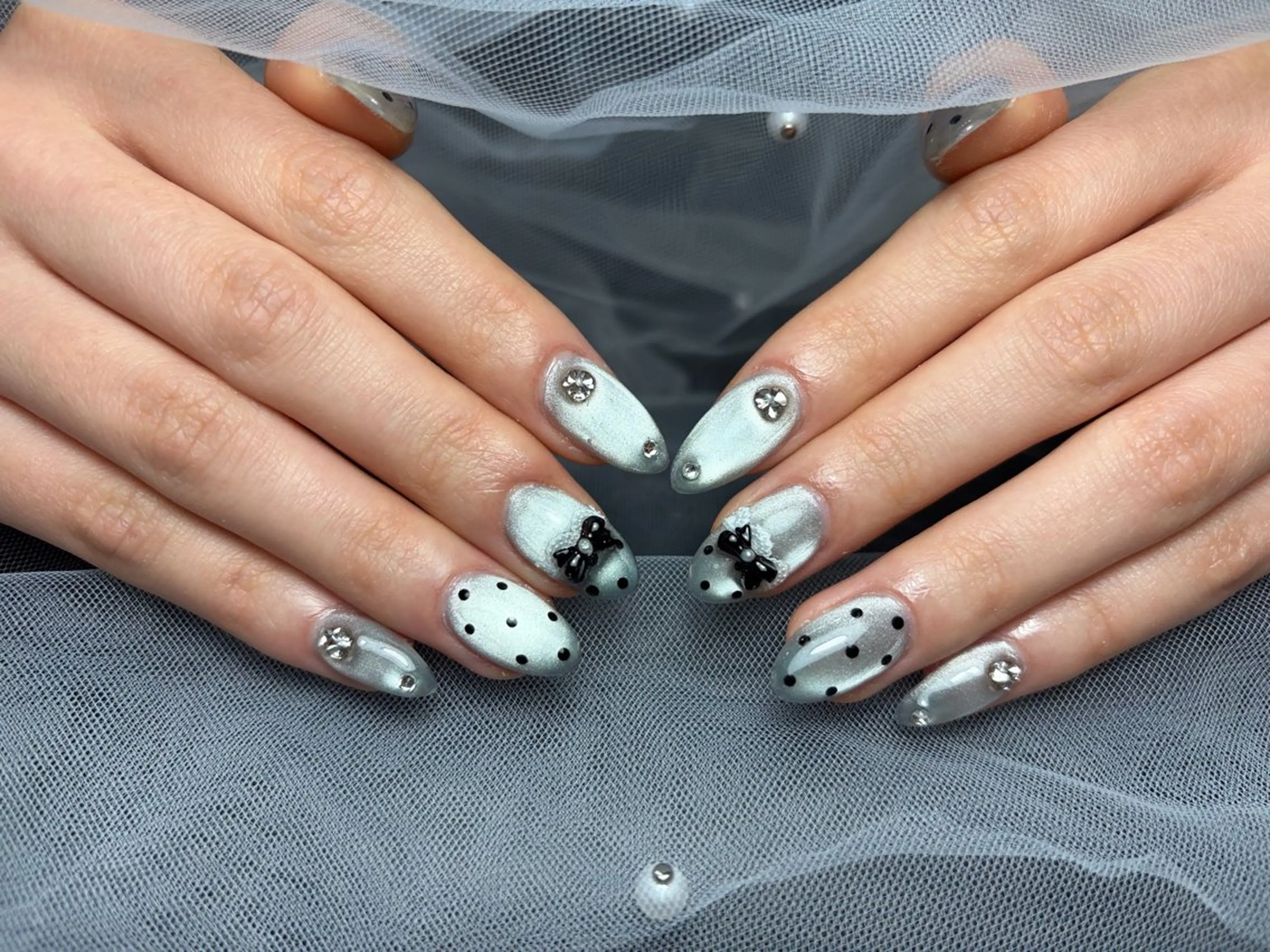 ネイル アートネイル 長さ出し ジェルネイル マグネットネイル ニュアンスネイル ハンドネイル Cloudy Chan Nailのネイルデザイン