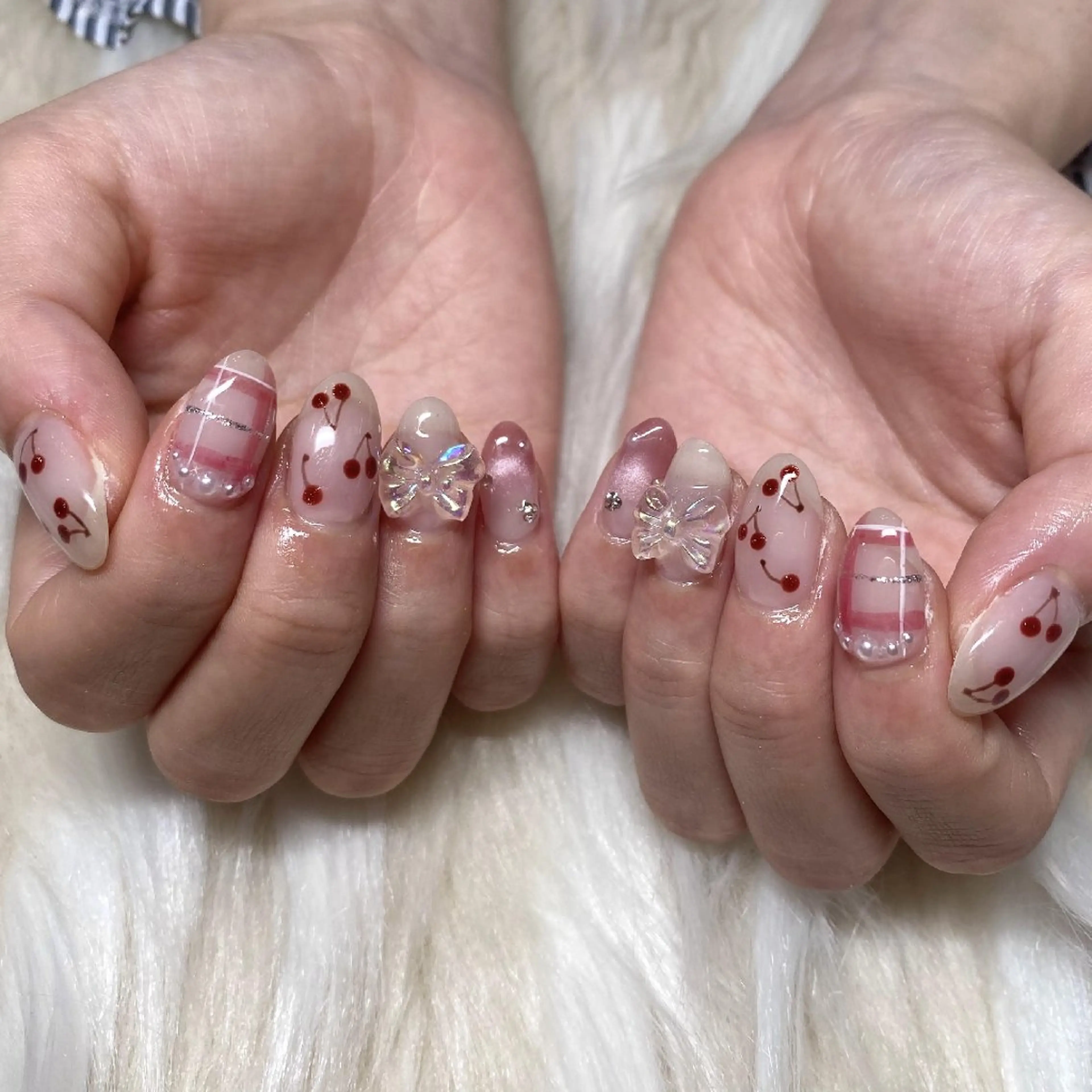 ネイル チークネイル フレンチネイル キラキラネイル 韓国ネイル マグネットネイル ハンドネイル BelireMaa Nail&eyeのネイルデザイン