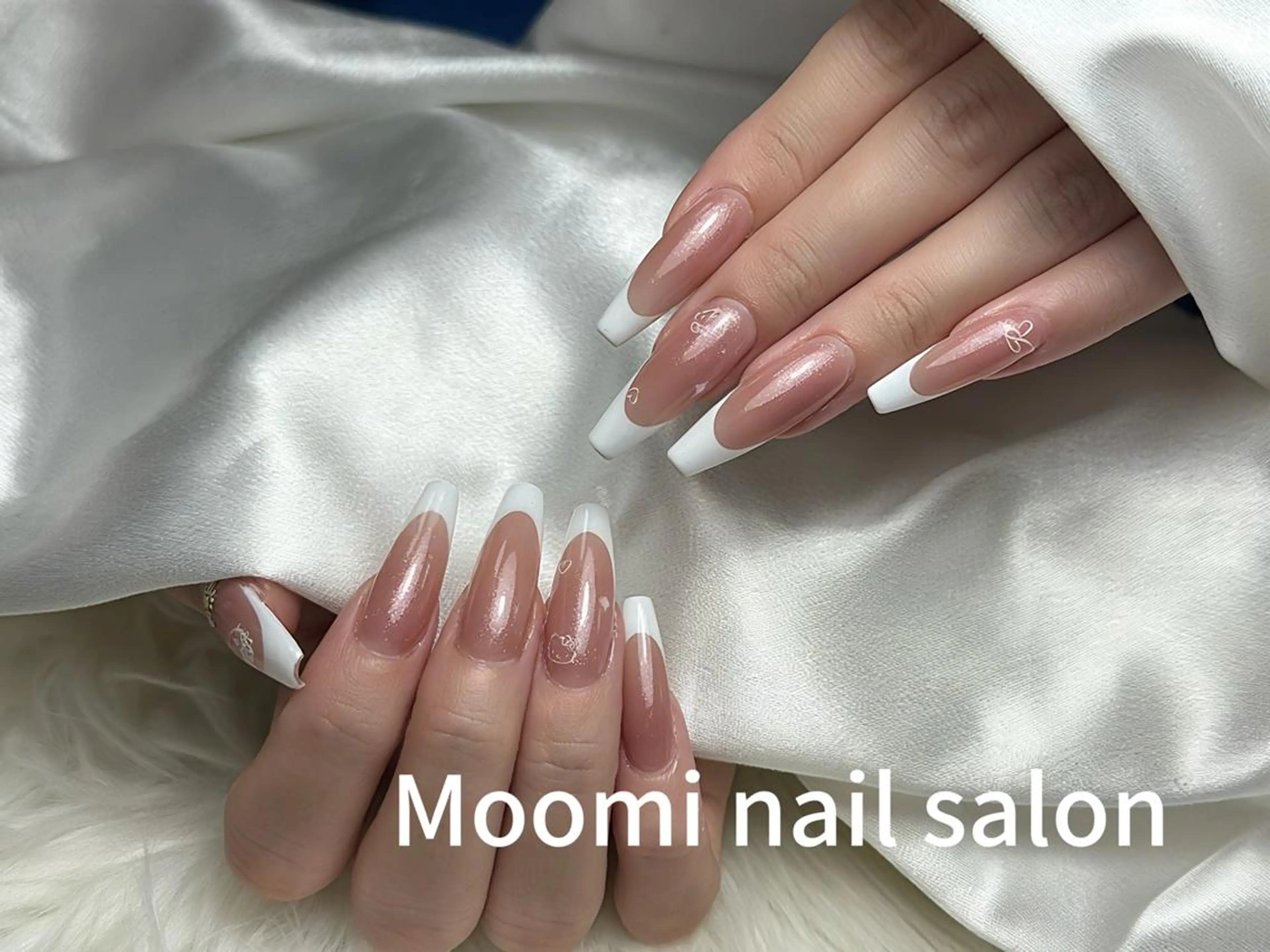 セミロング Moomi nail salonのネイルデザイン