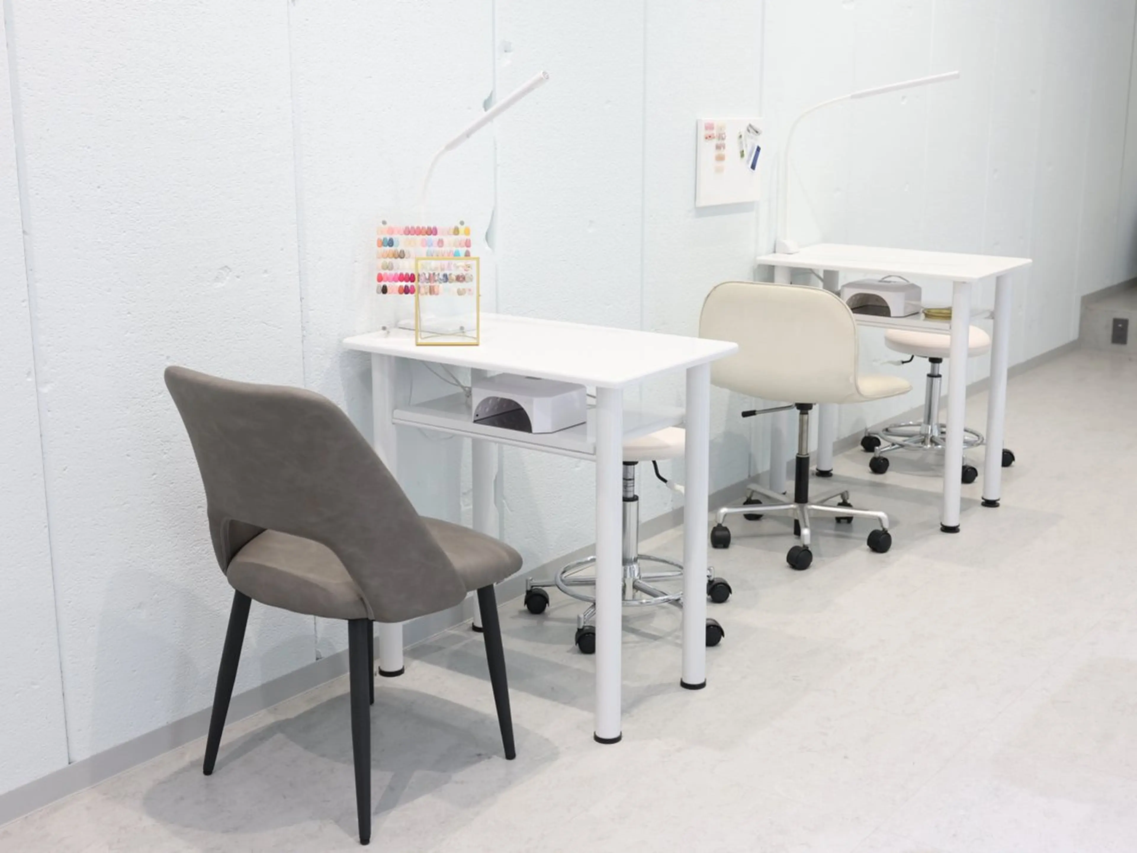 NORA nail UMEDA MAIのネイルデザイン