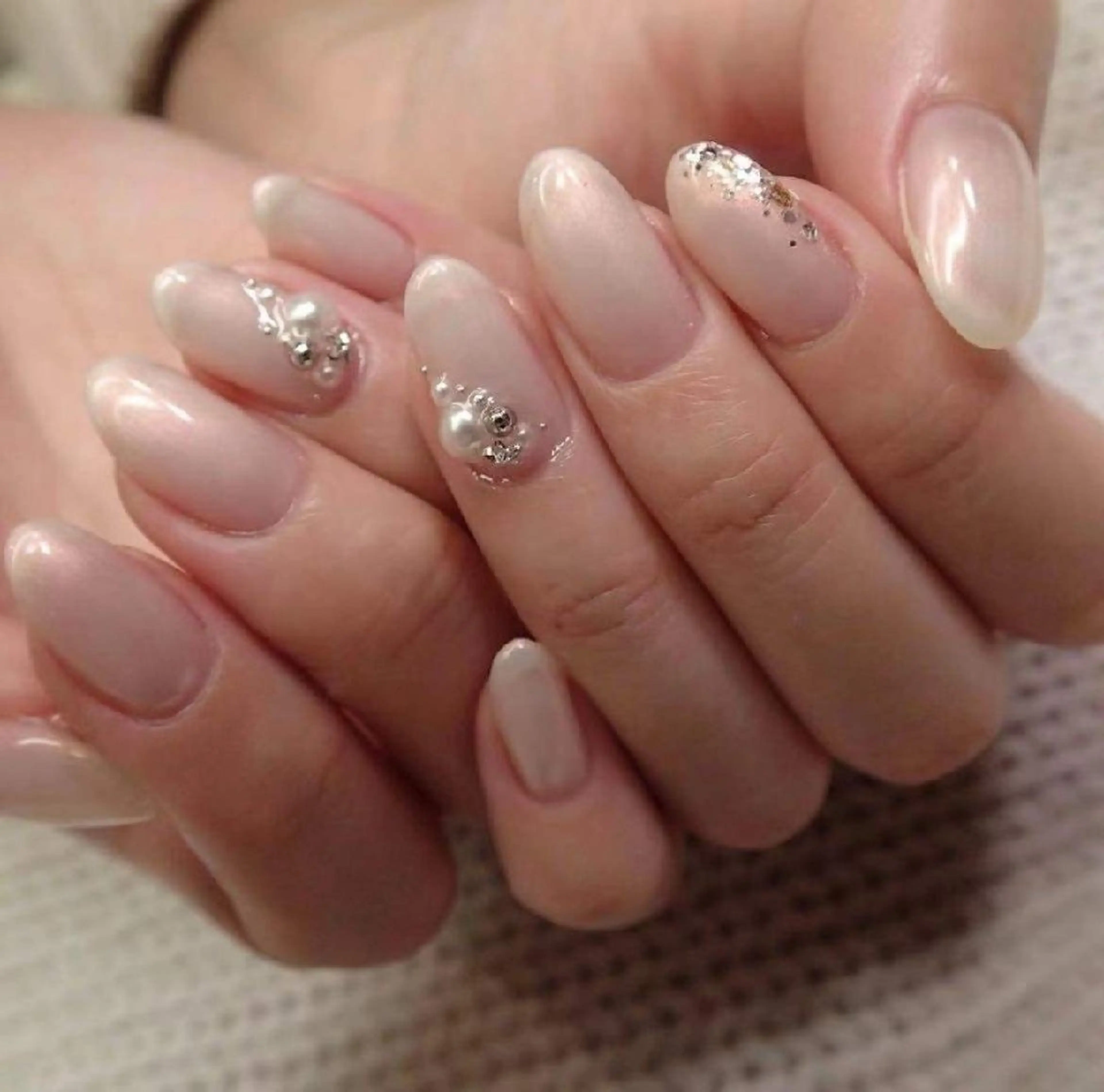 ハンド定額両手デザイン4本、カラー２種の写真