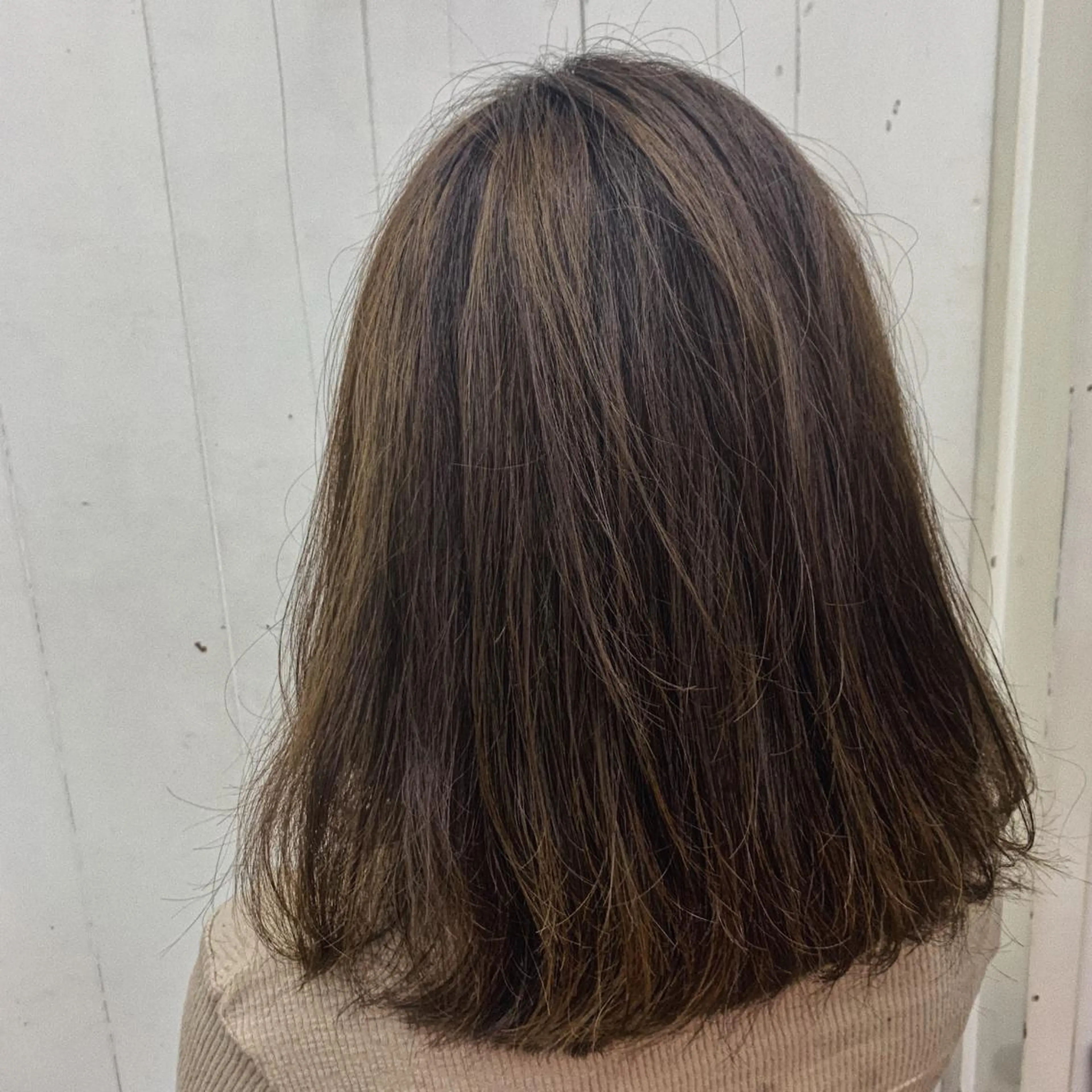 ミディアム カラー グレージュ ハイライトカラー ハイライト ヘアカラー トリートメント 🌿大人かわいいヘア 🌿Ayahaのヘアスタイル
