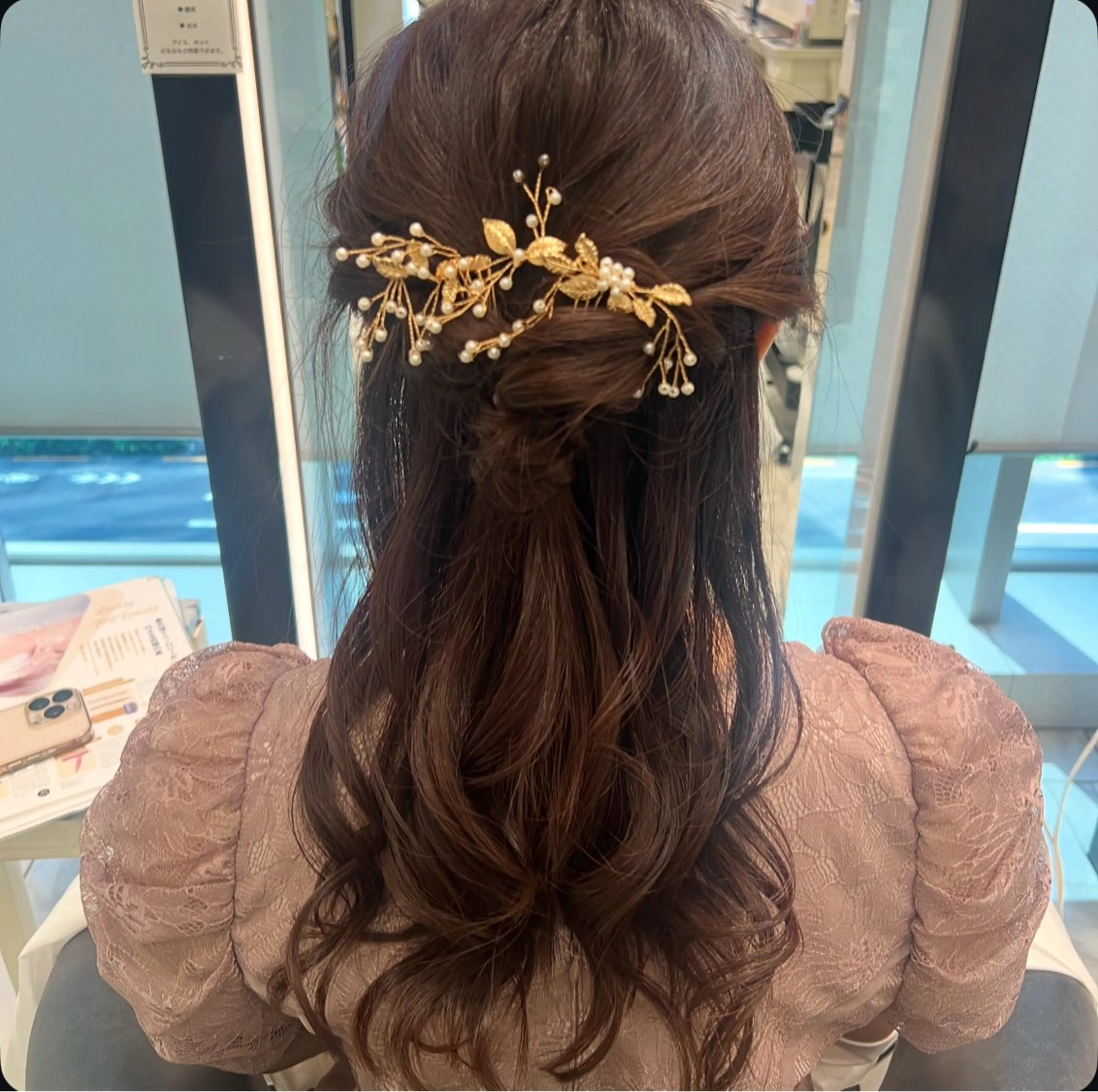 セミロング ヘアアレンジ ヘアセット コテ巻きパーマ💙 シノヤユイのヘアスタイル