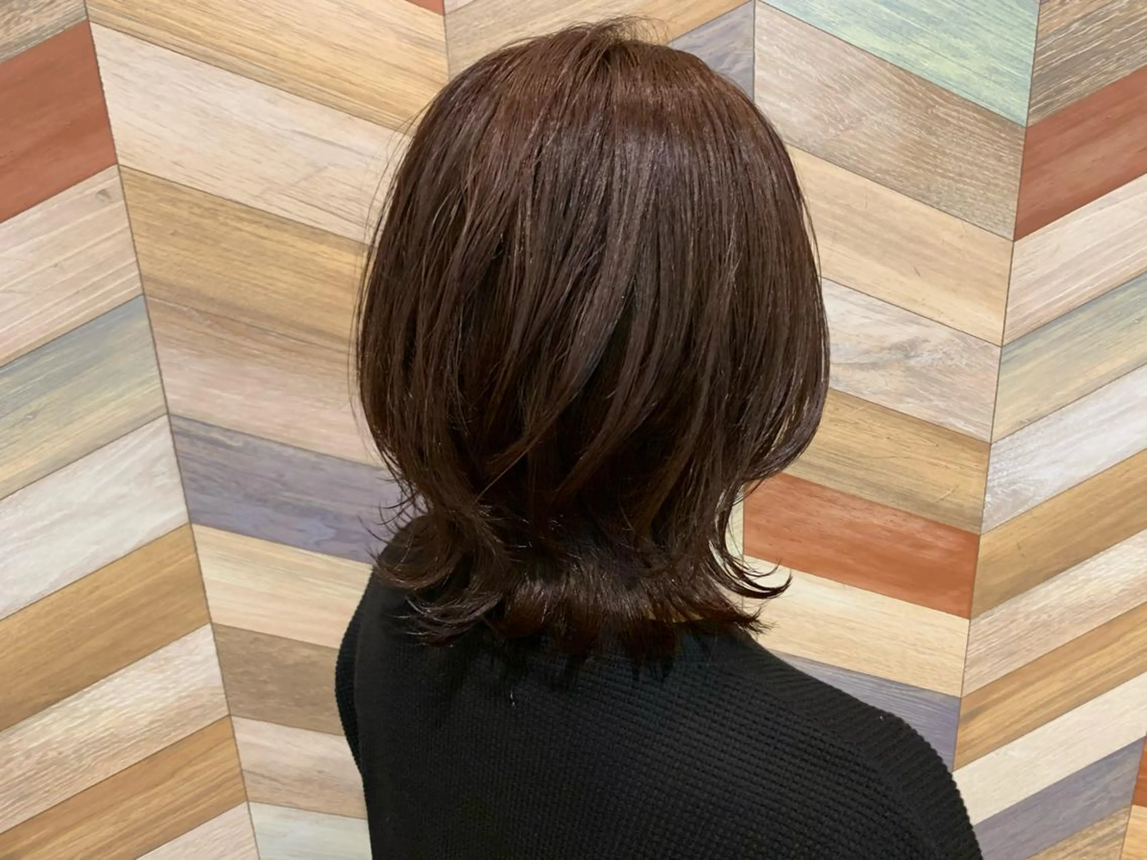 ショート カラー 高月 瞭のヘアスタイル