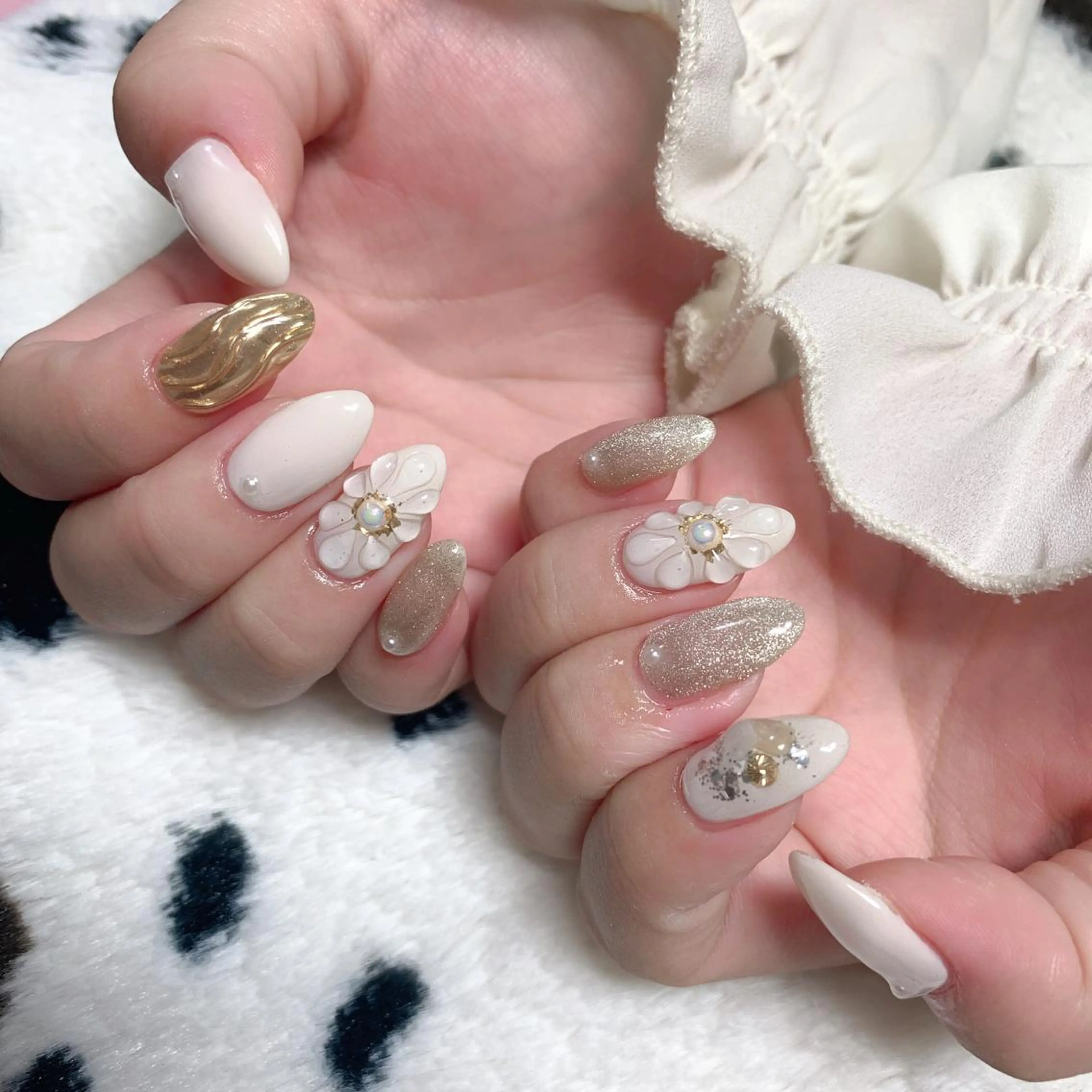 ネイル ハンドネイル 💅ネイルハウス🏡 🎀TOMO🎀のネイルデザイン