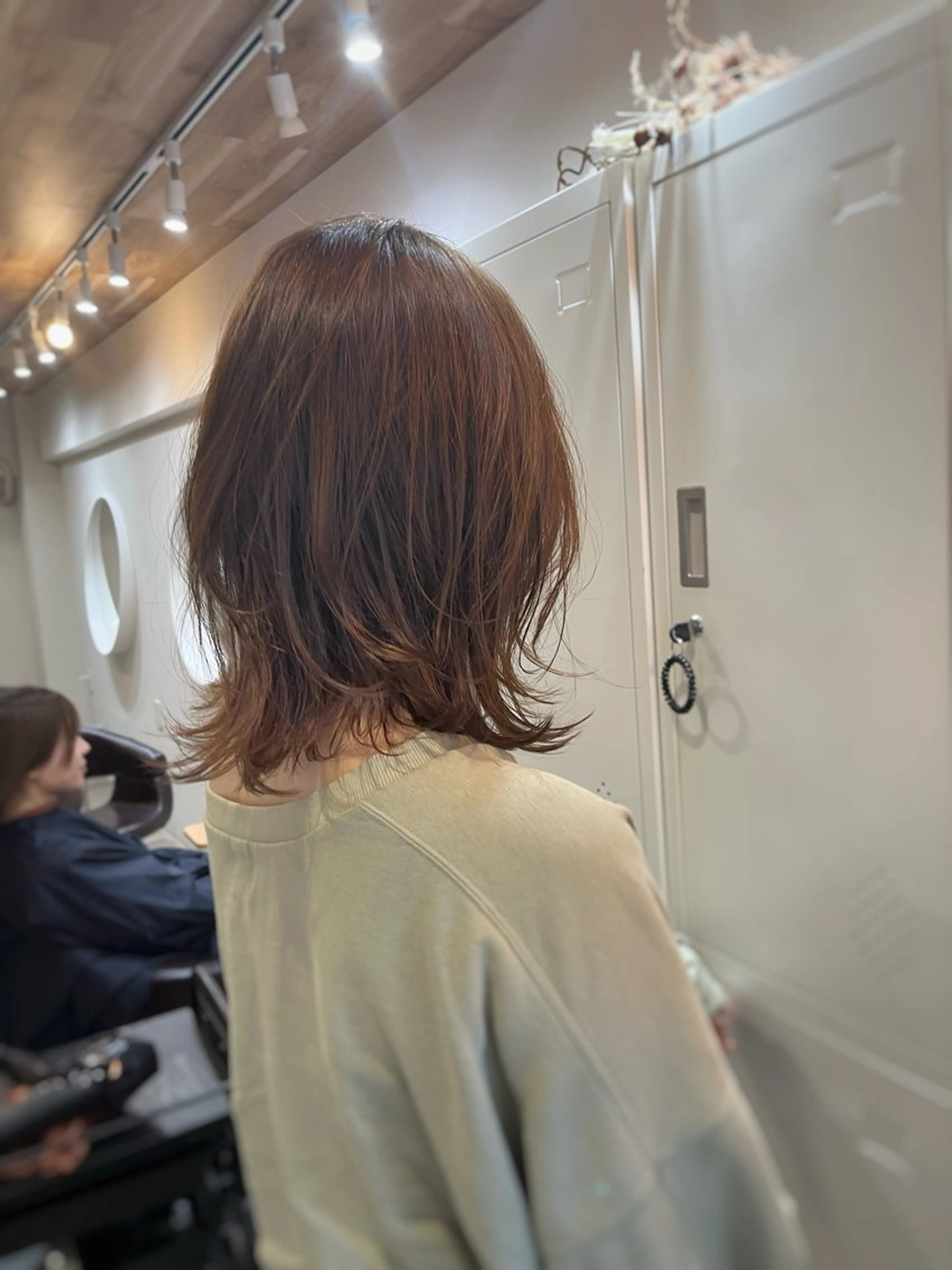 ミディアム カラー 下石怜子/レイヤー/ 透明感カラーのヘアスタイル