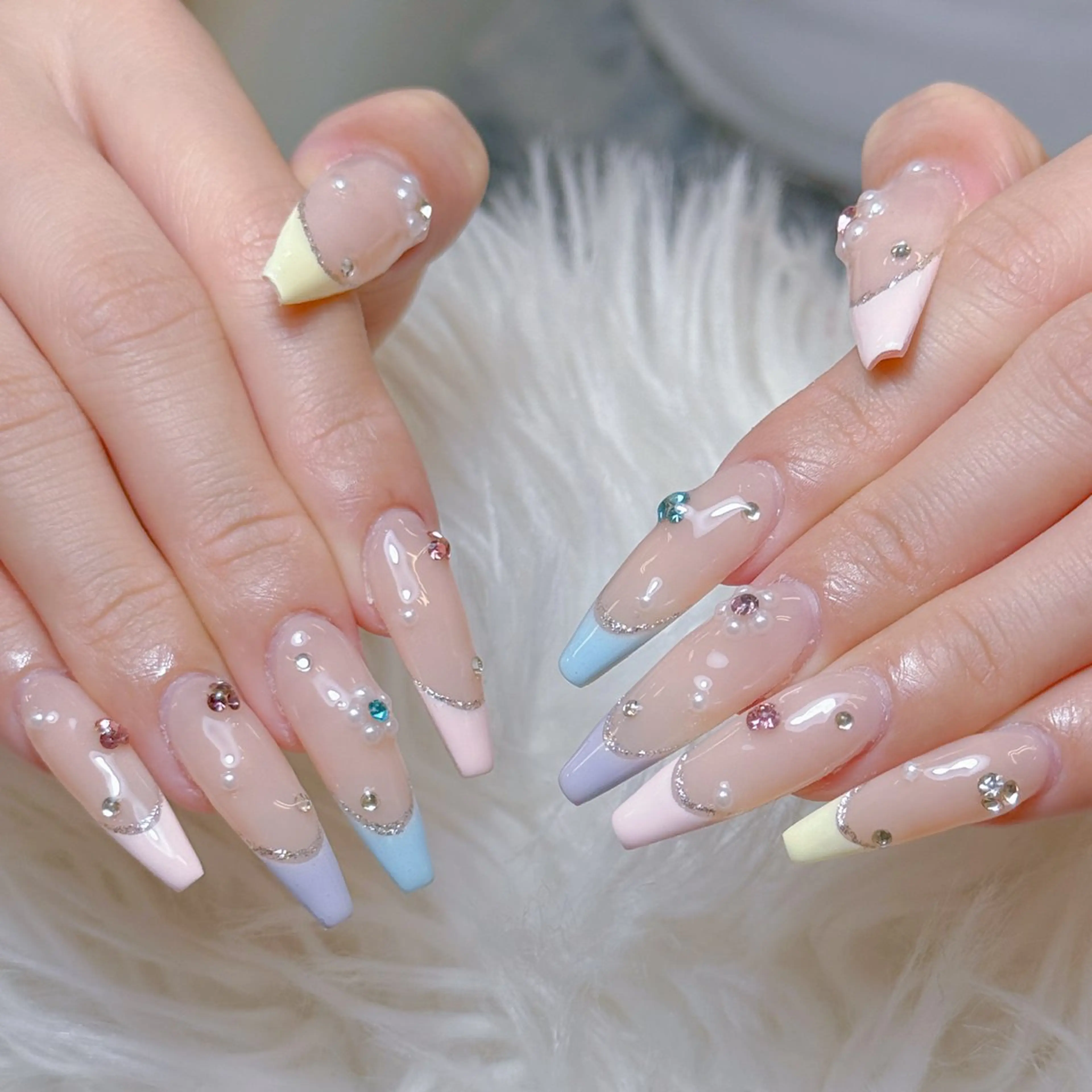 ネイル ハンドネイル ANH ゴテゴテネイルのネイルデザイン