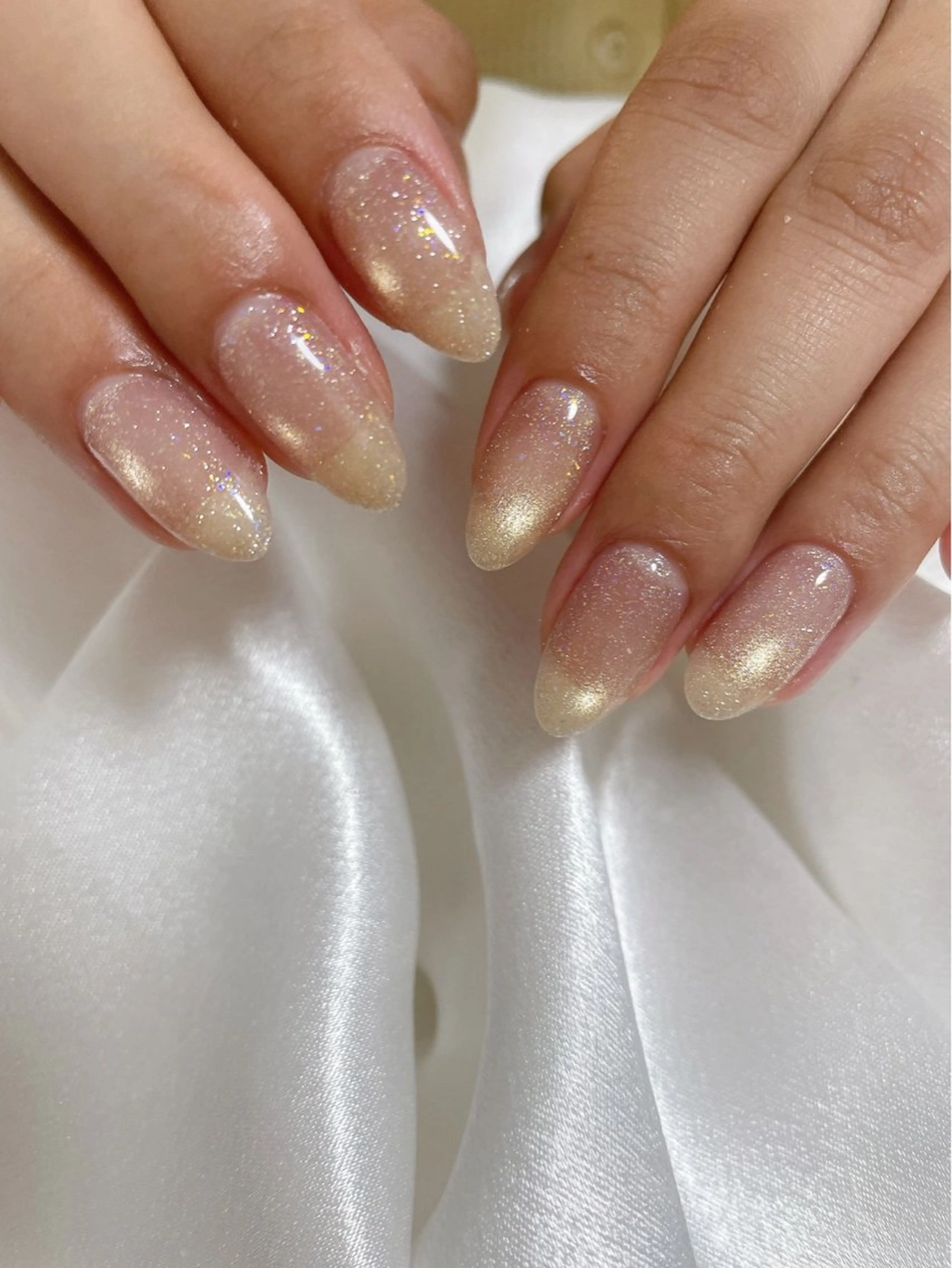 ネイル オーロラネイル 桜ネイル フラッシュネイル フラッシュマグ フラワーネイル ハンドネイル kikinail 溝の口のネイルデザイン