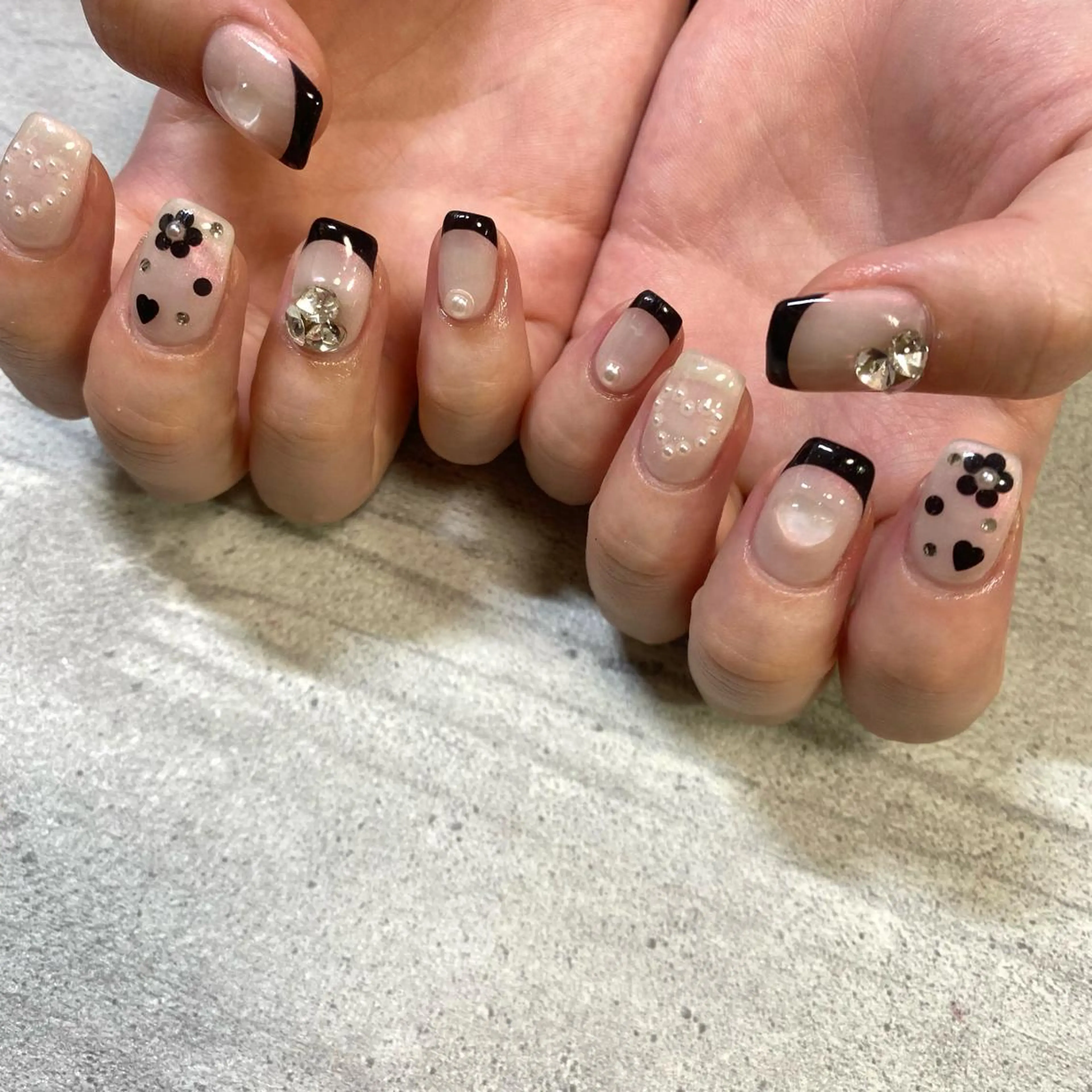 ショート カラー パーマ ヘアアレンジ メンズ キッズ ネイル マツエク・マツパ アイブロウ クリアネイル 今福鶴見ネイル 8(ｴｲﾄ)のネイルデザイン