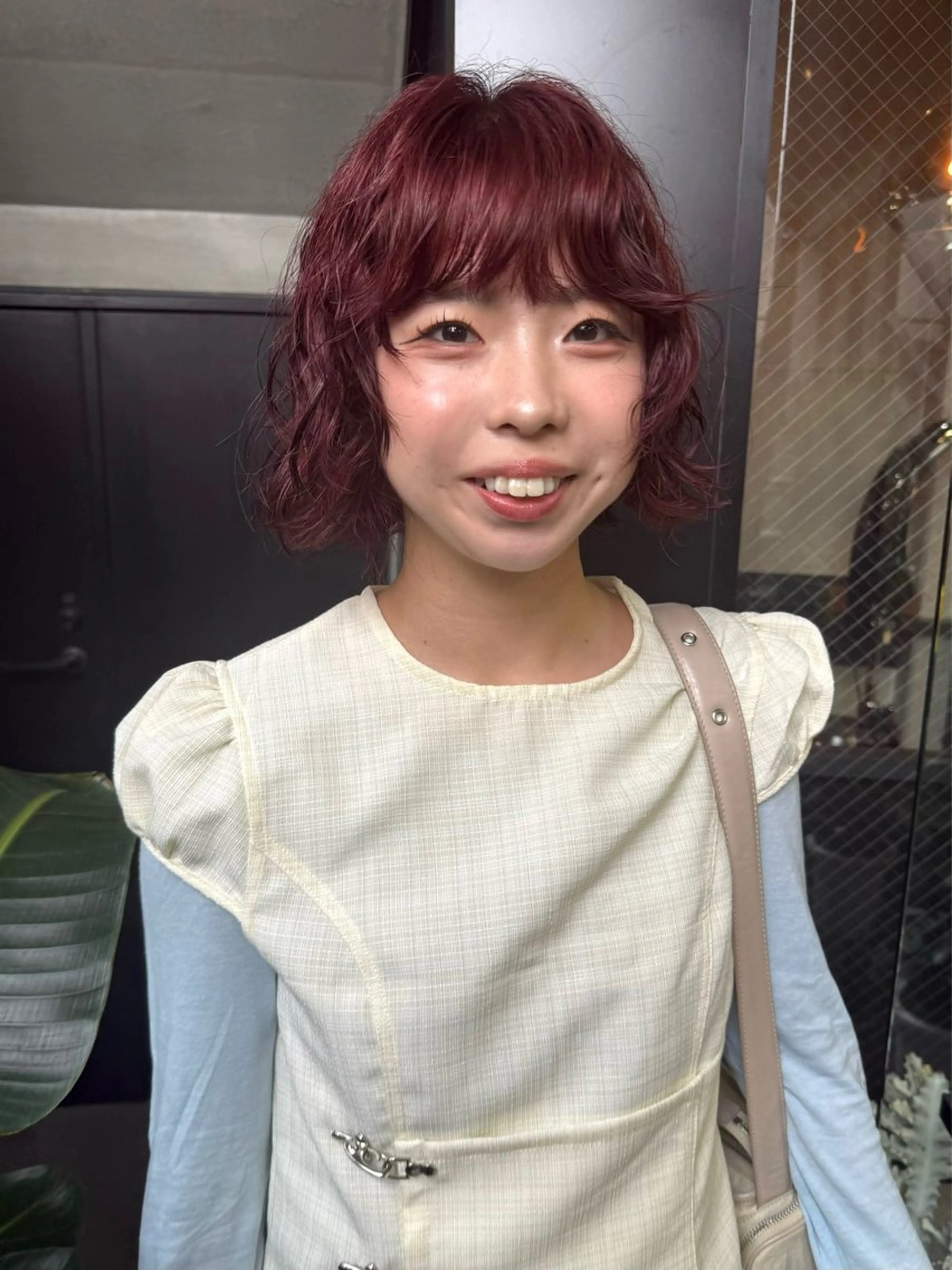 ショート ラベンダーブラウン ハッシュカット かきあげバング レイヤーカット シャギー カット ヘアカラー パーマ レイヤーカット\ウル フ　chinatsuのヘアスタイル