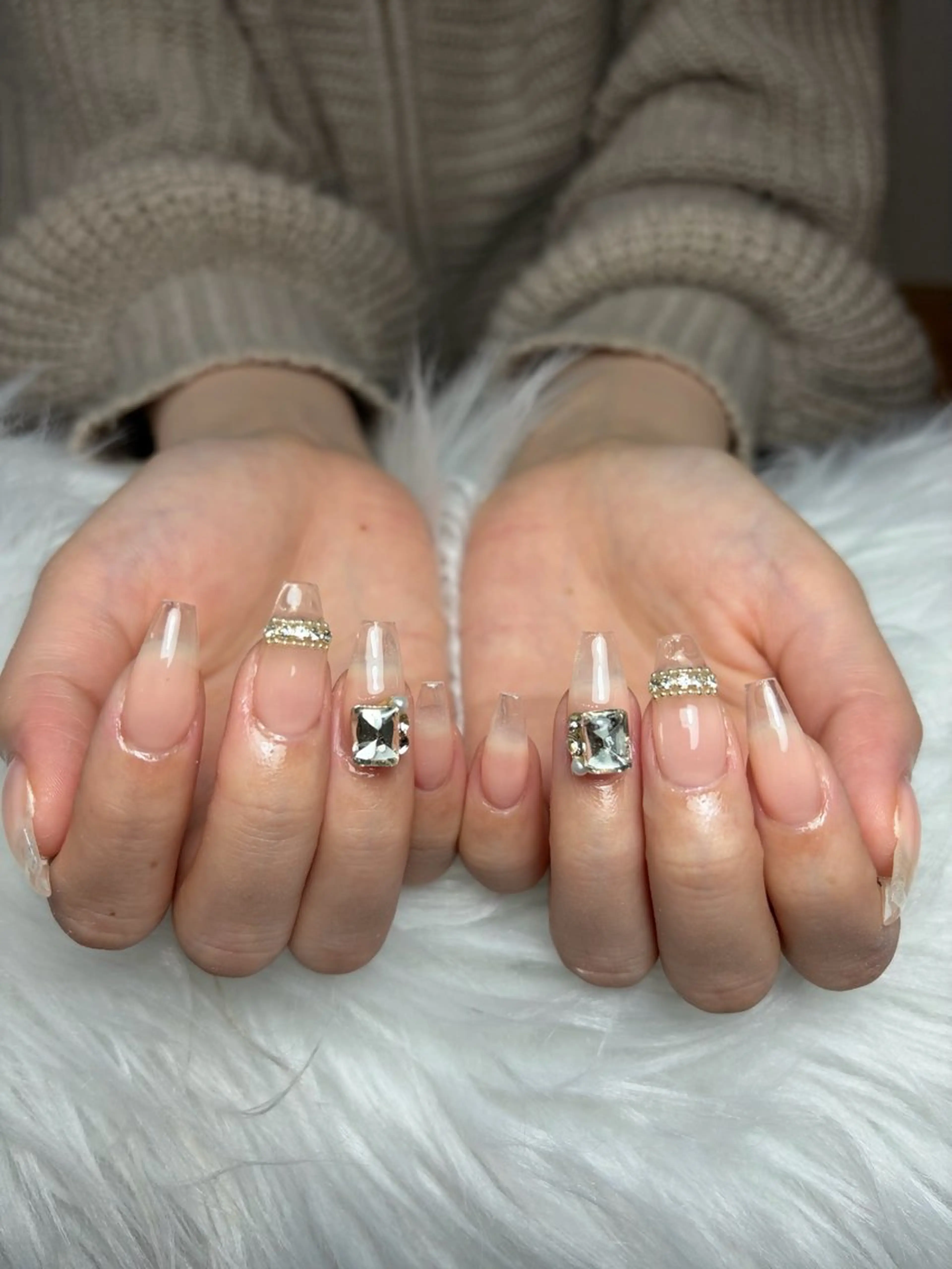 ネイル アートネイル 長さ出し ジェルネイル マグネットネイル ニュアンスネイル ハンドネイル Cloudy Chan Nailのネイルデザイン