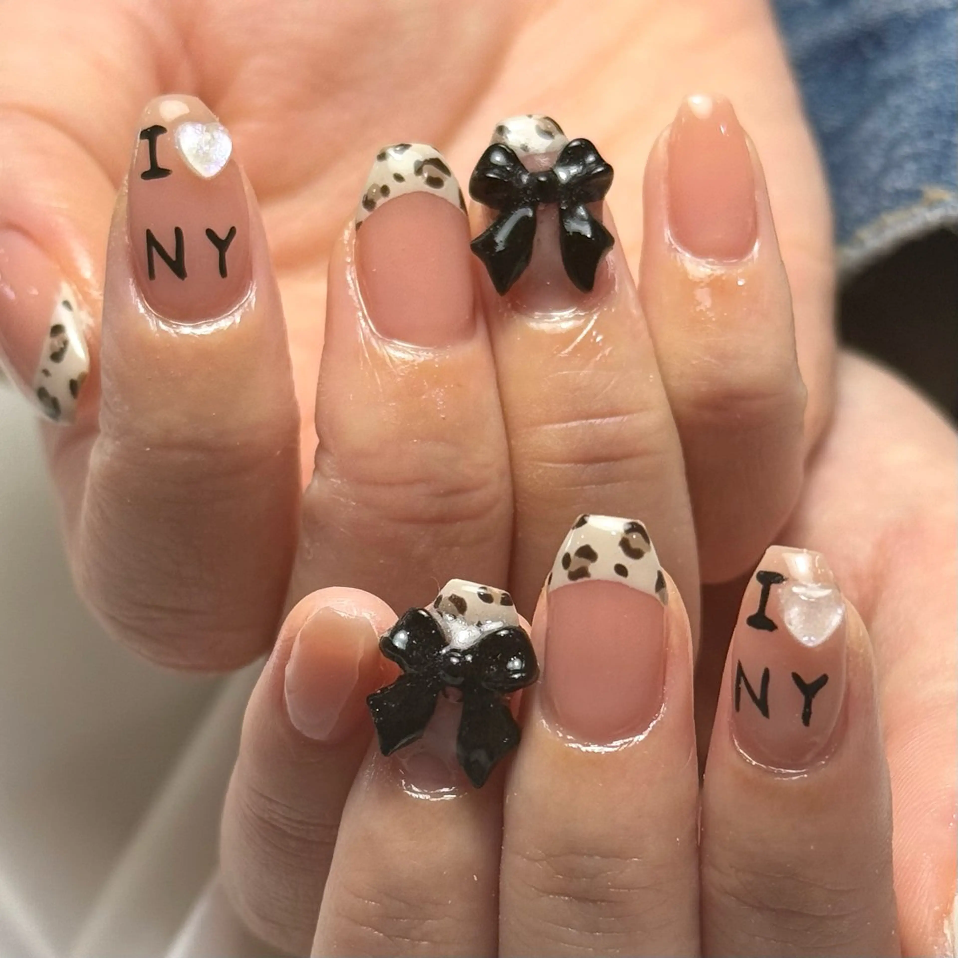 ネイル アニマル柄 フレンチネイル リボン Ray nail natsu🎀のネイルデザイン