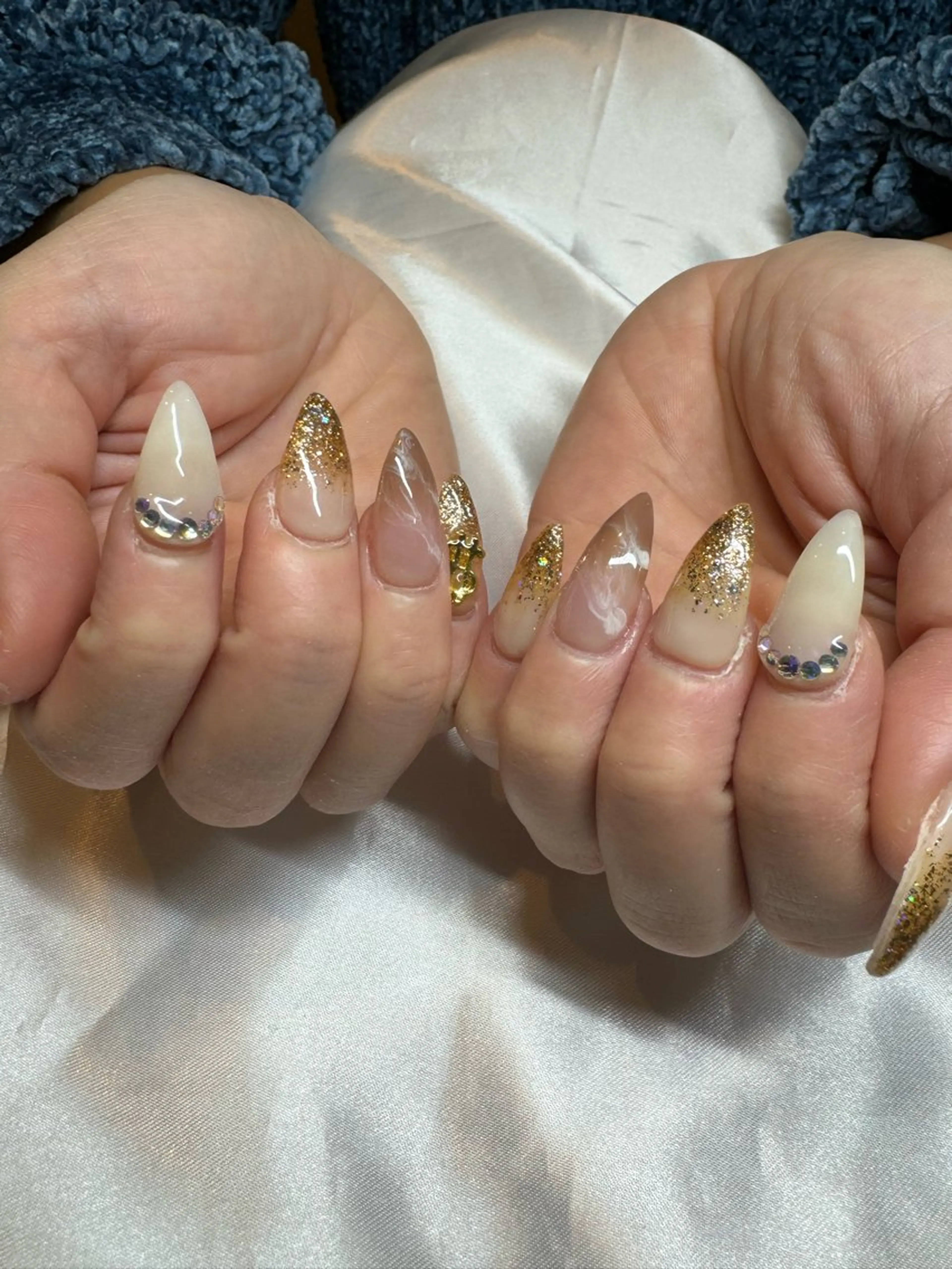 ネイル ハンドネイル 濱岡 咲のネイルデザイン