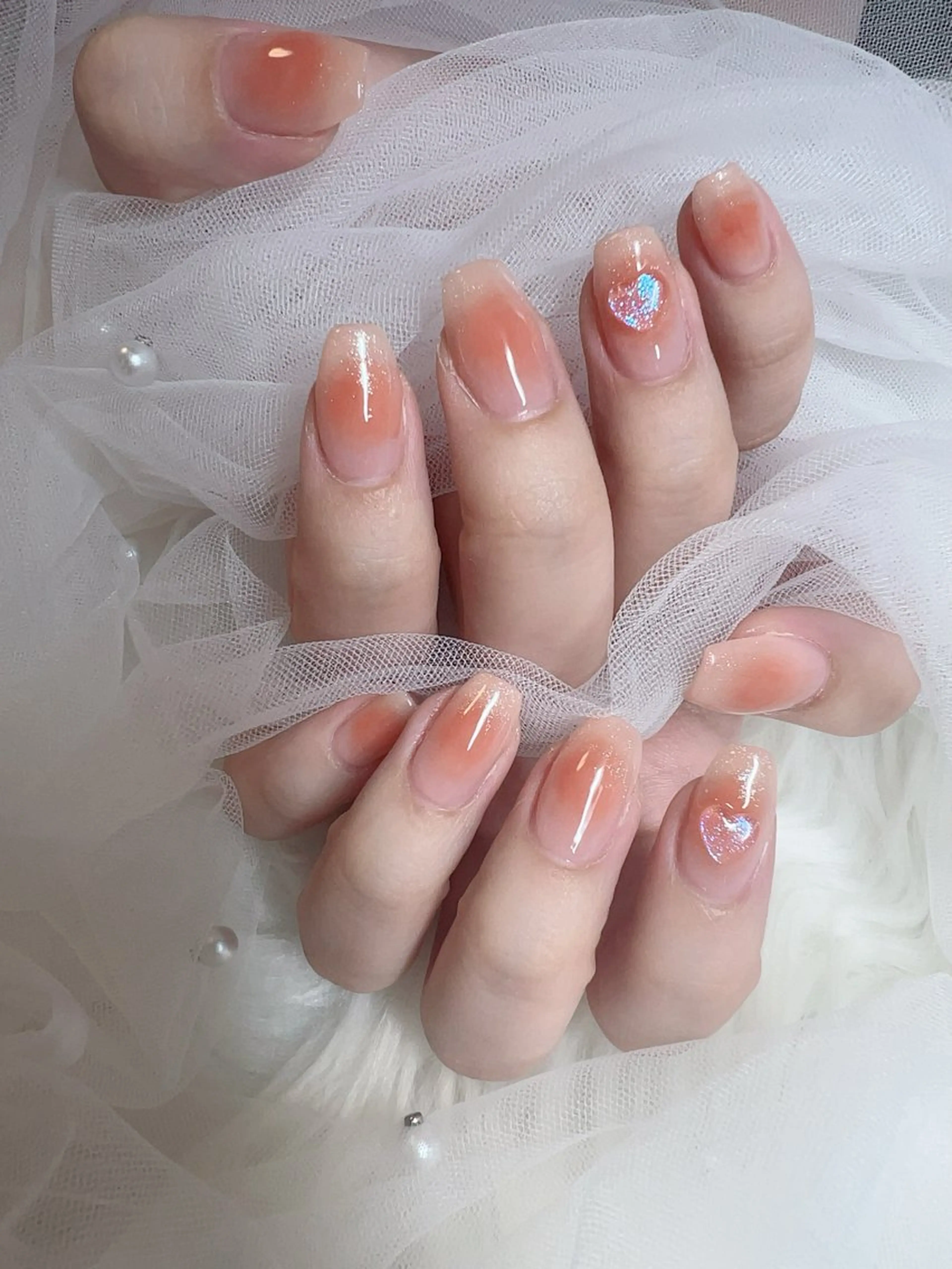 ネイル チークネイル 結城 怜菜のネイルデザイン