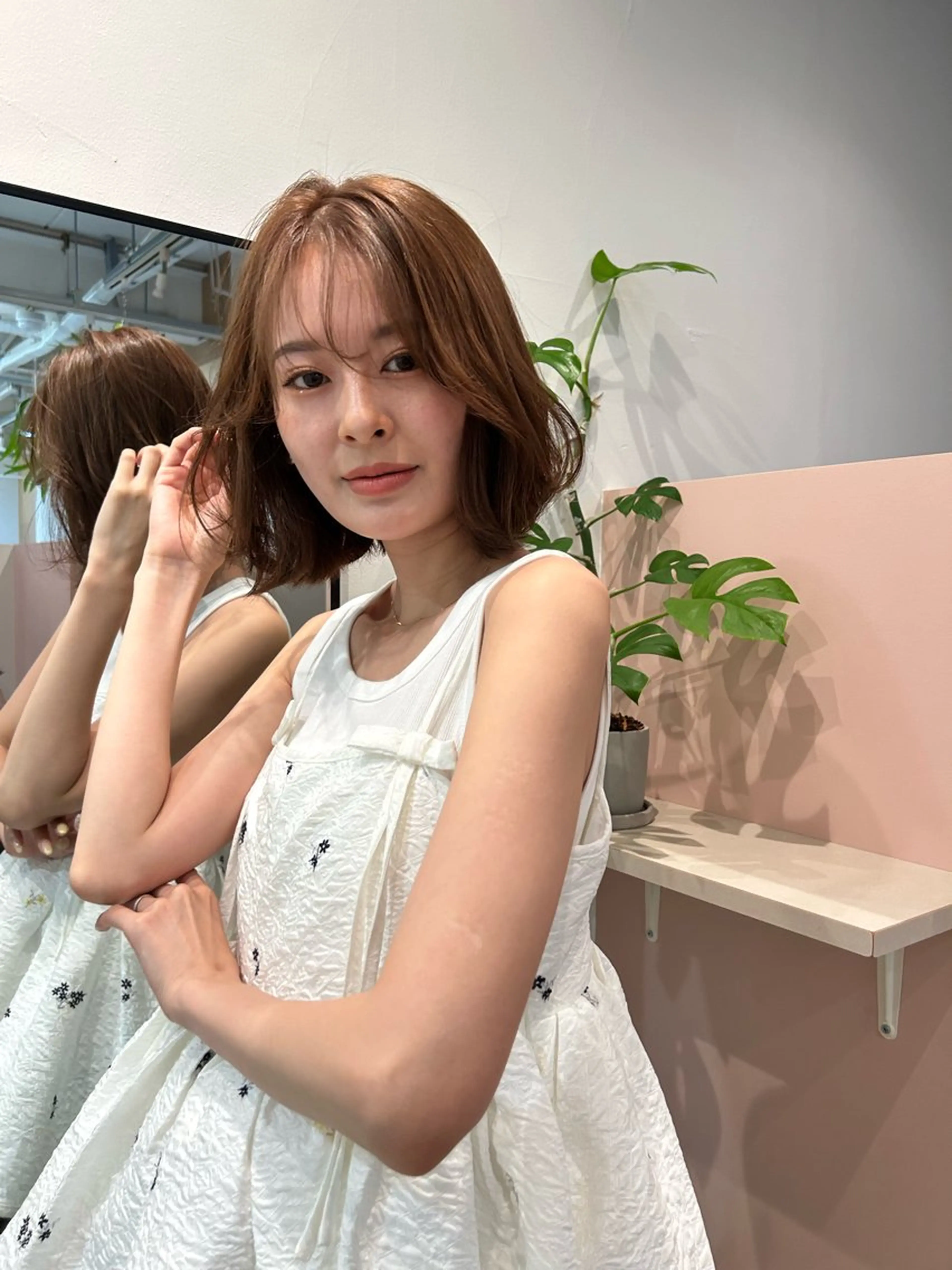 ミディアム ヘアカラー 小西 瑞穂のヘアスタイル