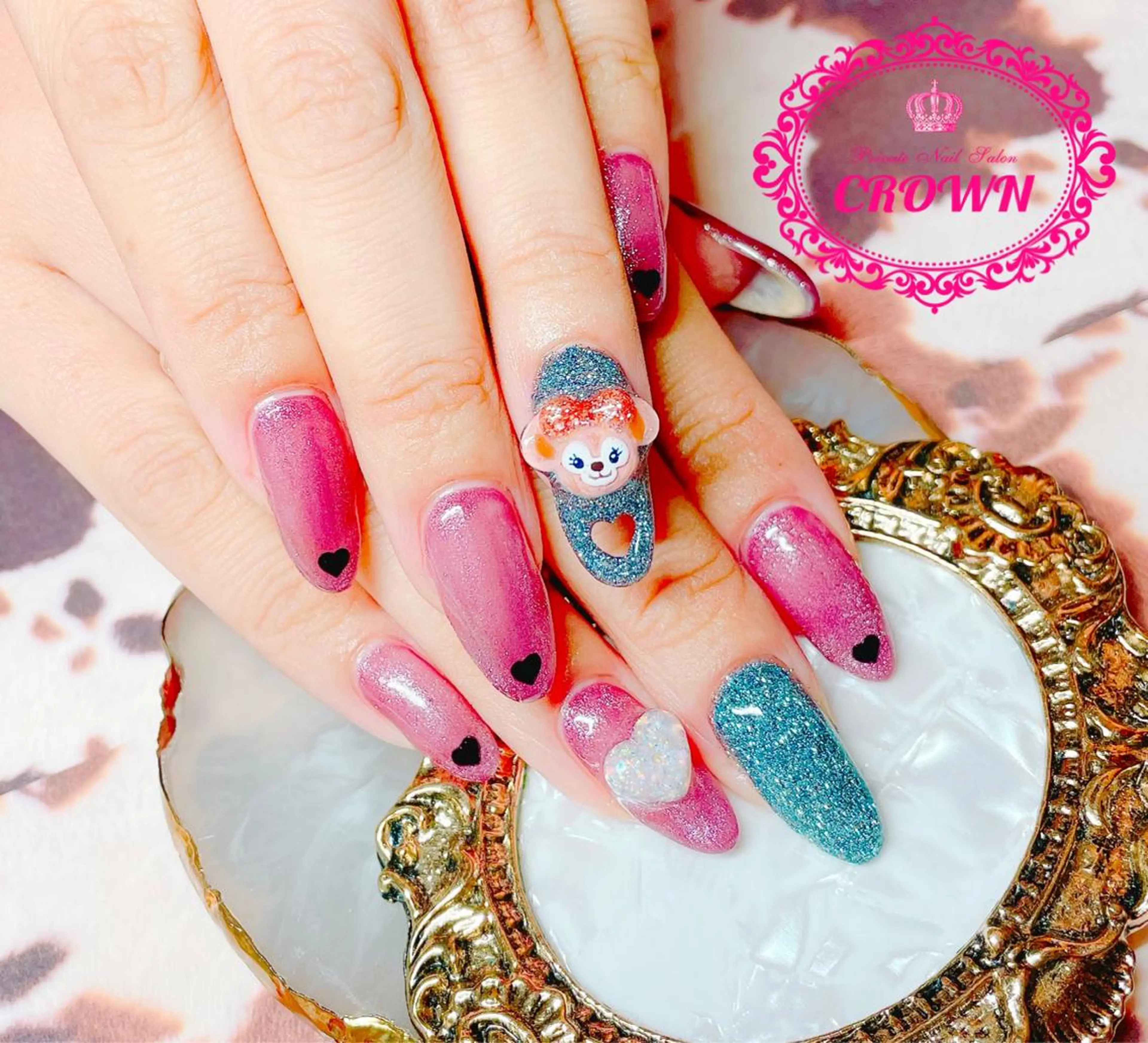 ネイル CROWN プライベートサロンのネイルデザイン