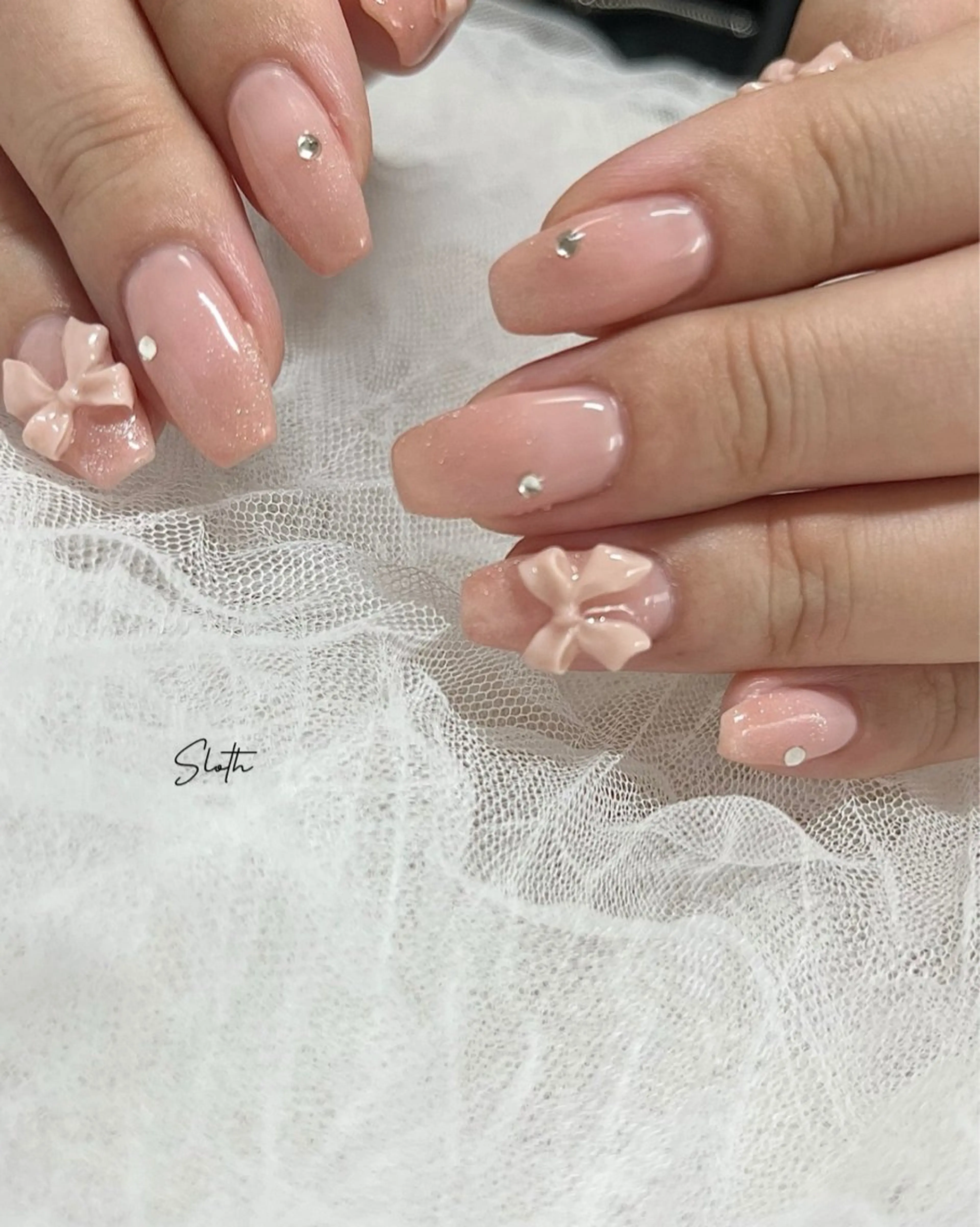 ネイル グラデーション キラキラネイル ラメ(グリッター) ラメグラデーション マグネットネイル nail salon slothのネイルデザイン