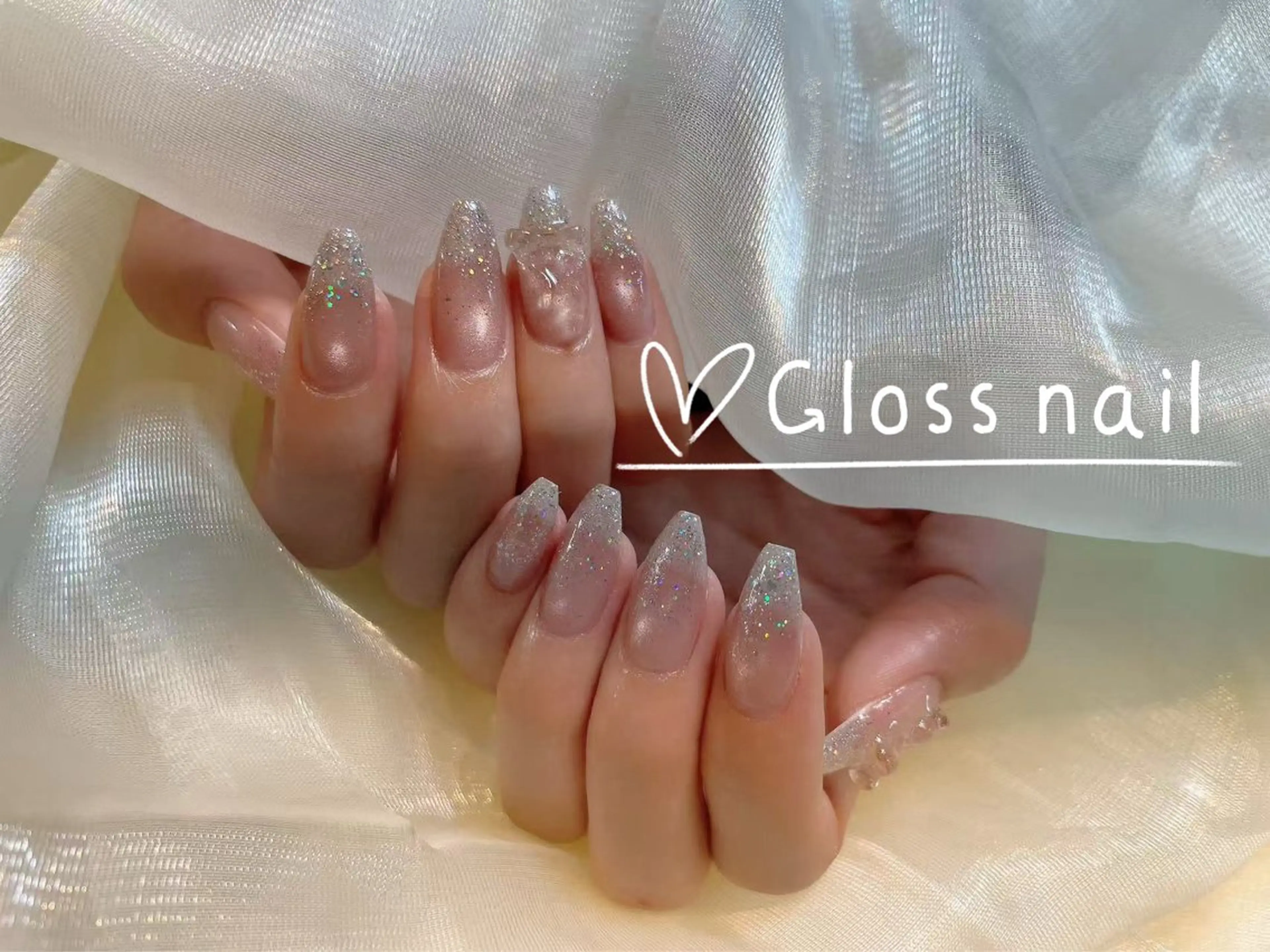 ネイル miho🍎 Gloss nailのネイルデザイン