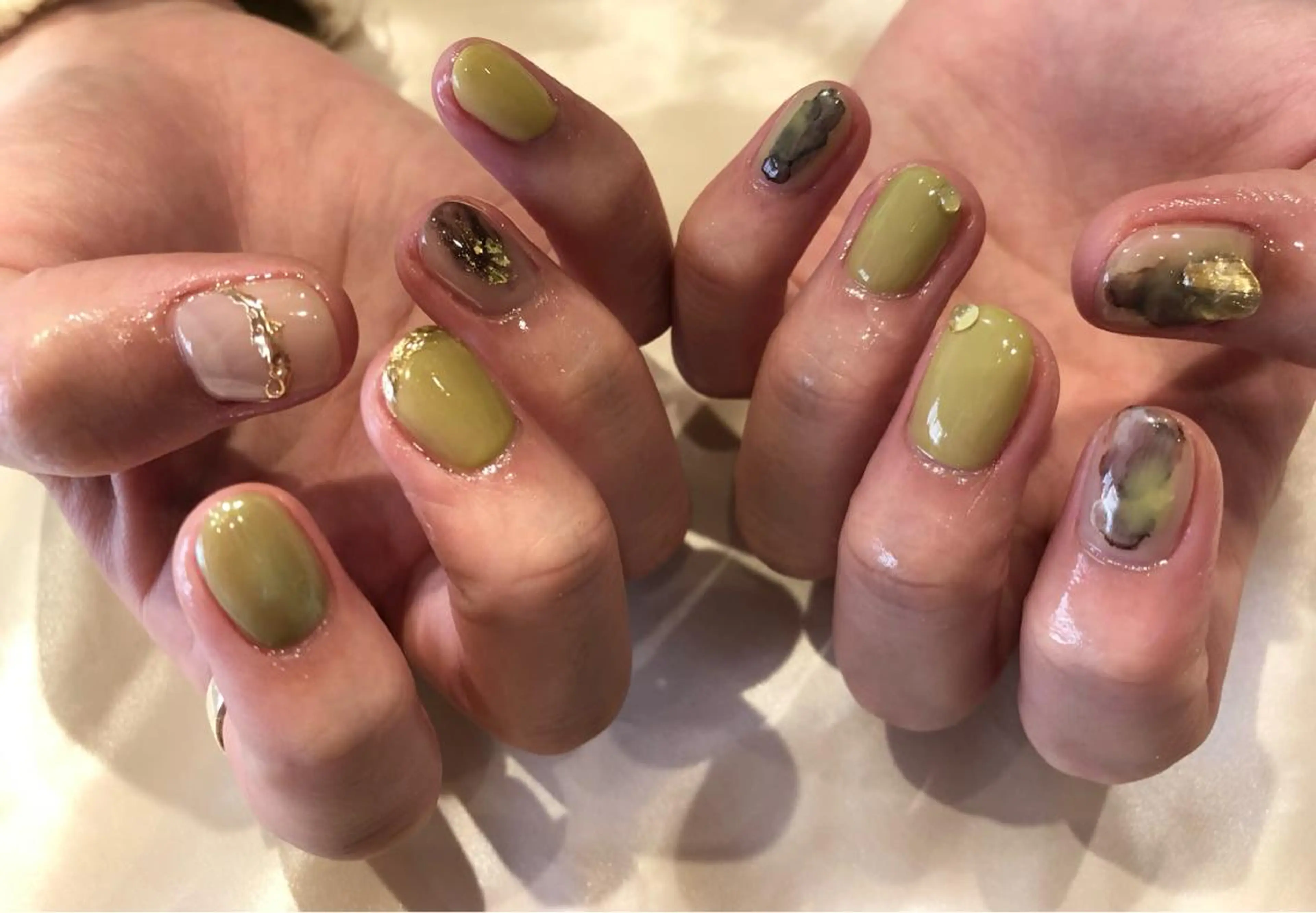 ネイル パラあり！フィルイン 美フォルムのネイルデザイン