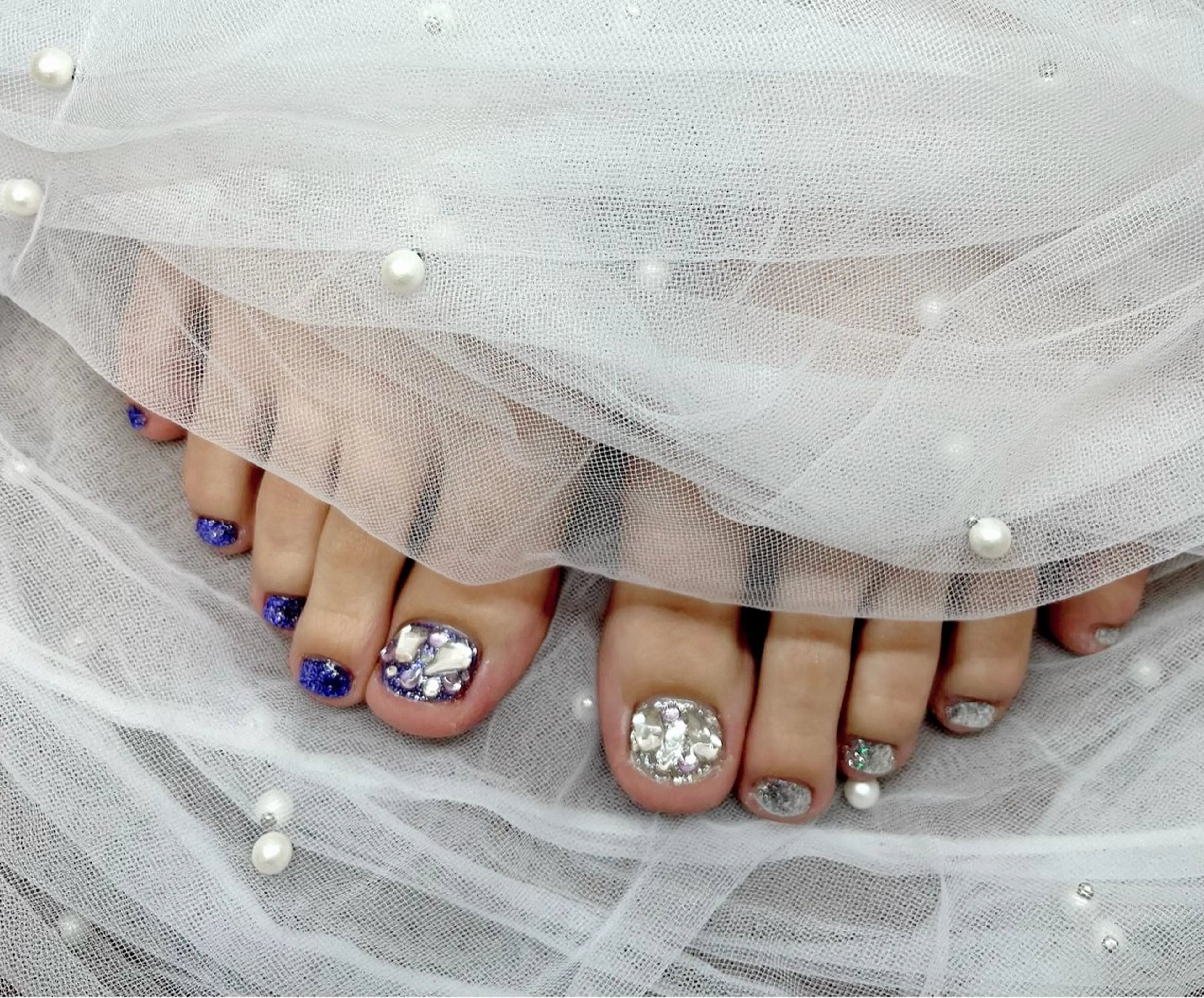 ネイル フットネイル VIERU YURIのネイルデザイン