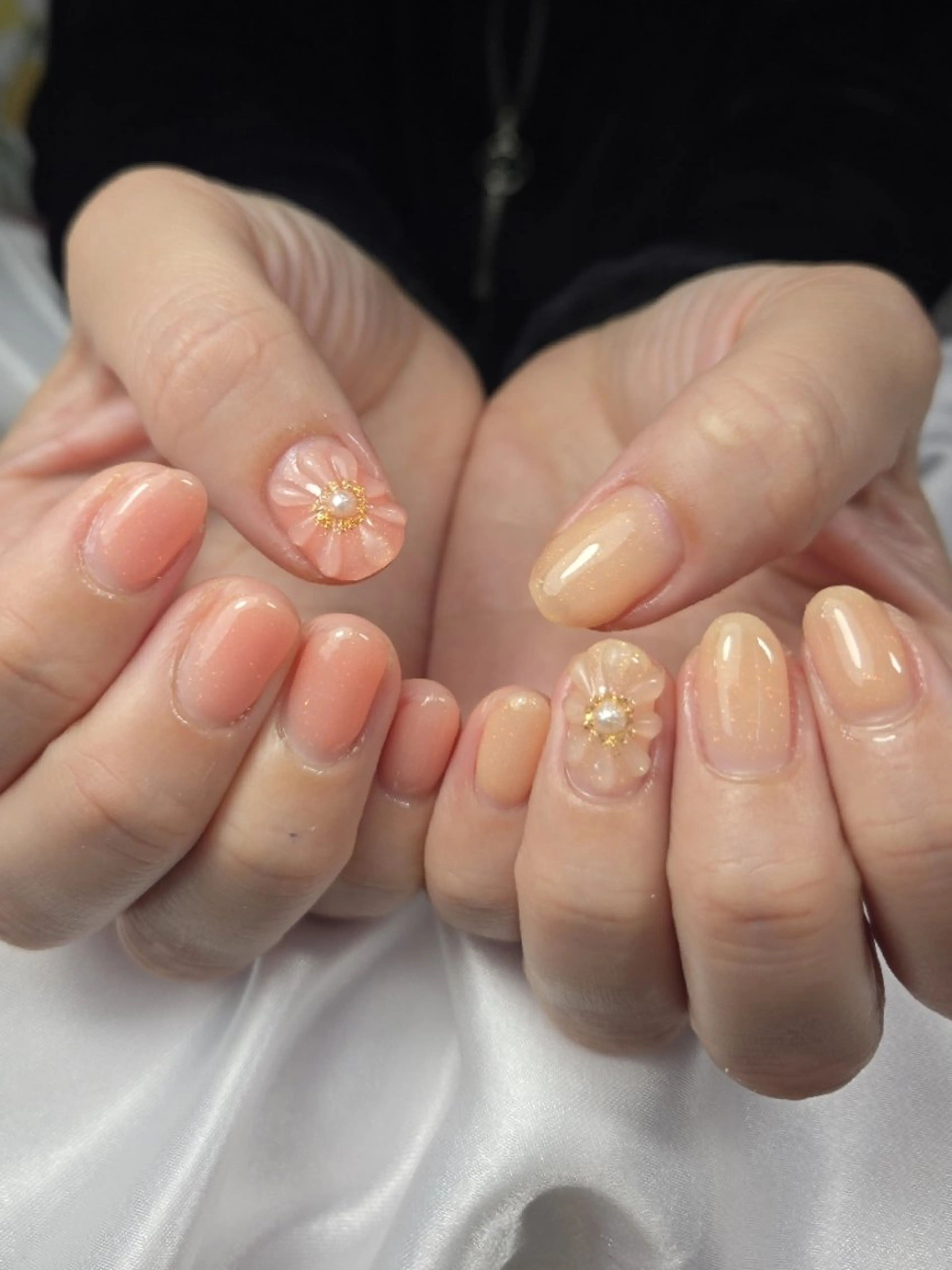 ネイル カジュアル フラワーネイル ぷっくりネイル ハンドネイル ネイルサロンベルティ .ひとみのネイルデザイン