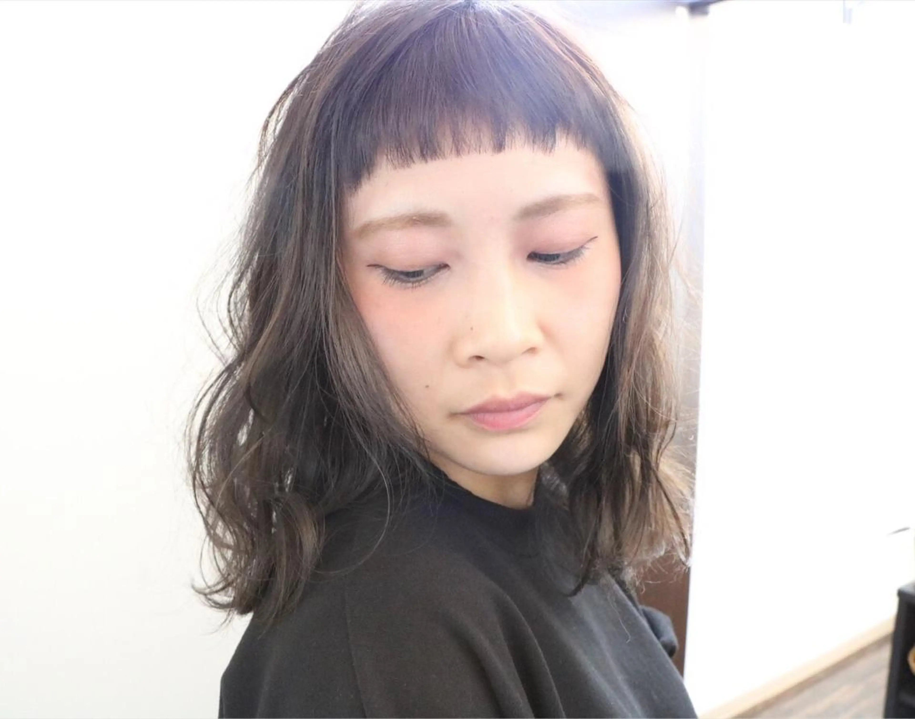 ロング カラー ブルーカラー ハイライトカラー ハイライト soins de MaLilyのヘアスタイル
