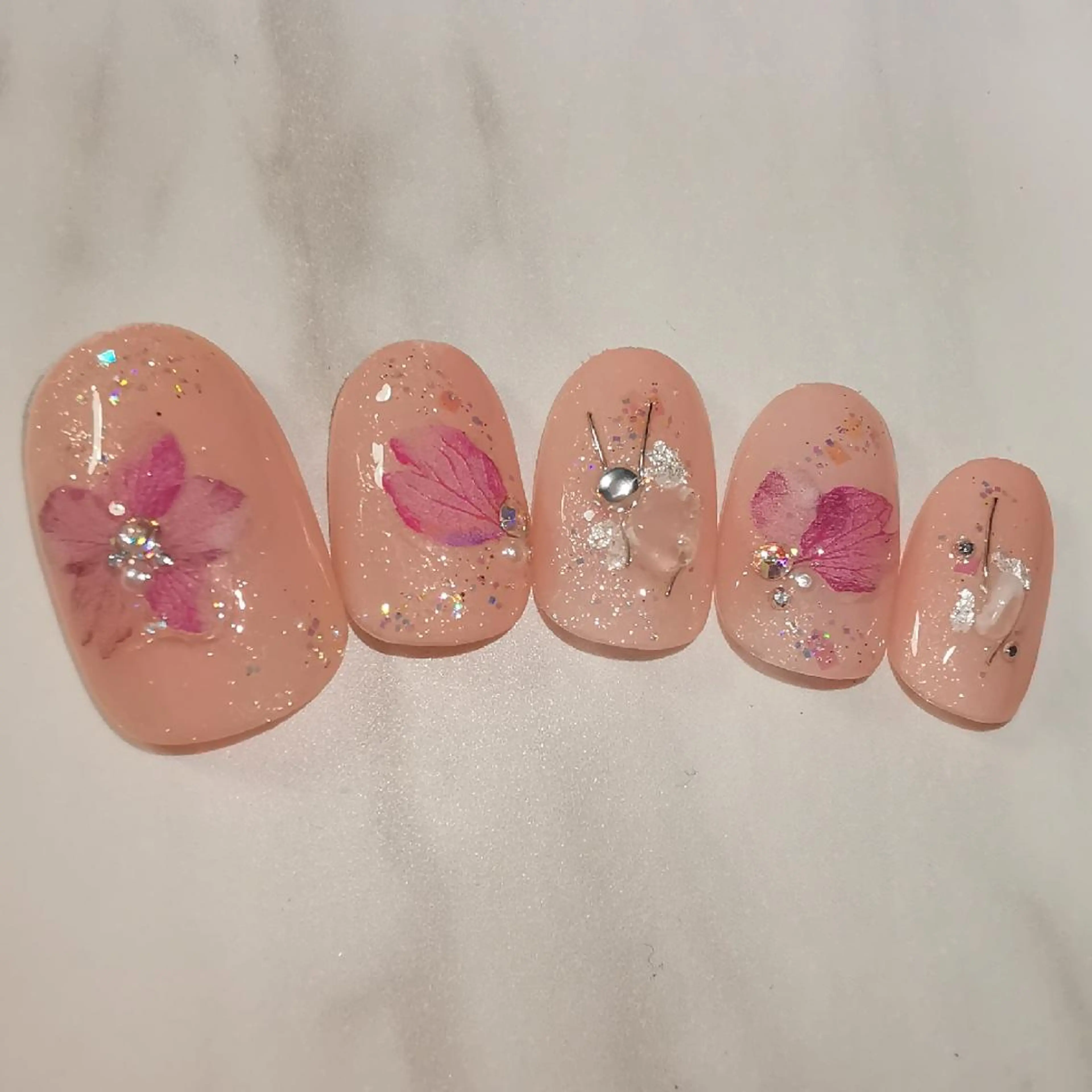 ネイル フラワーネイル ハンドネイル reve あやののネイルデザイン