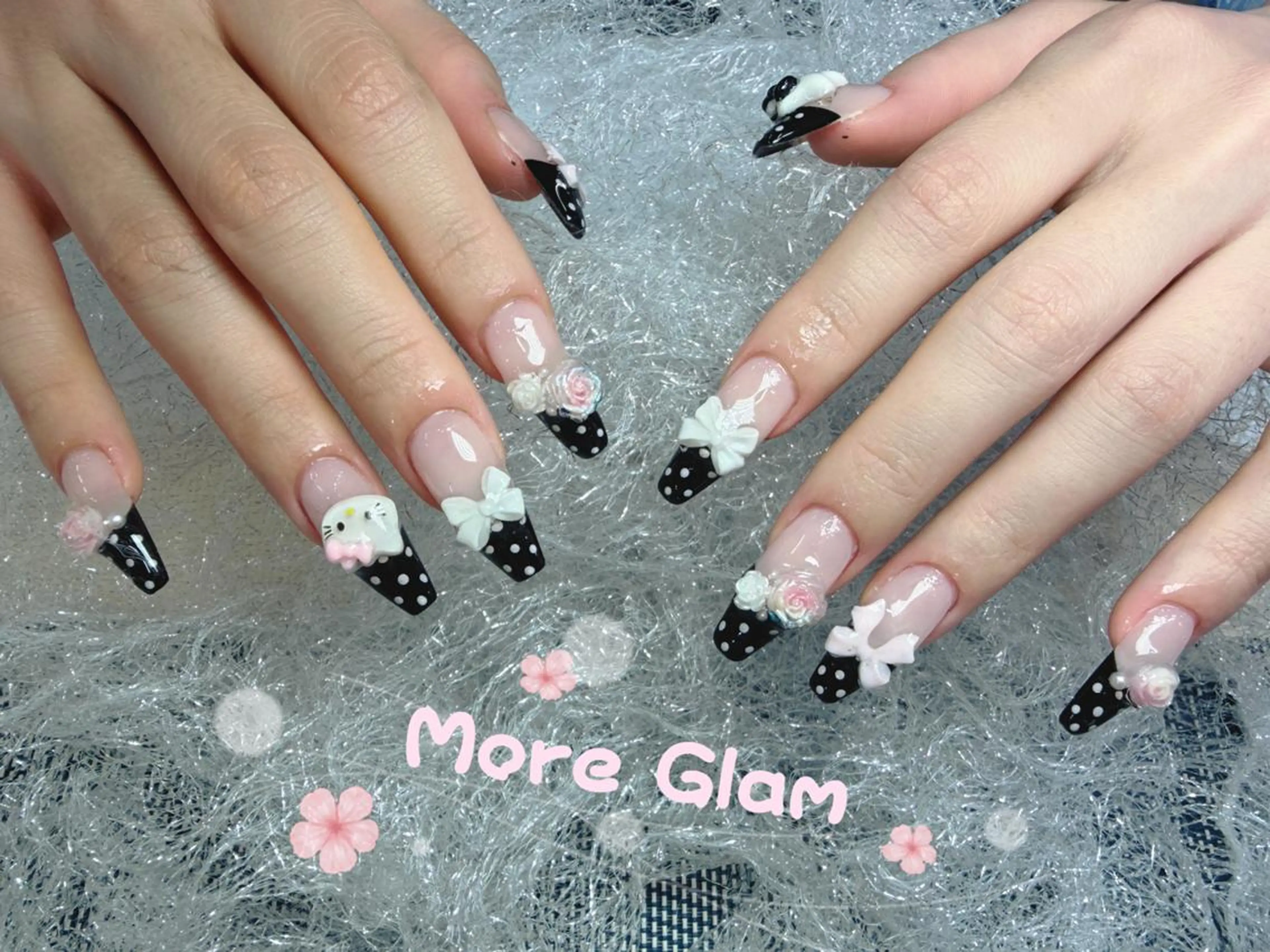 ネイル フットネイル フレンチネイル ジェルネイル ガラスフレンチ 韓国ネイル MoreGlam ネイルのネイルデザイン