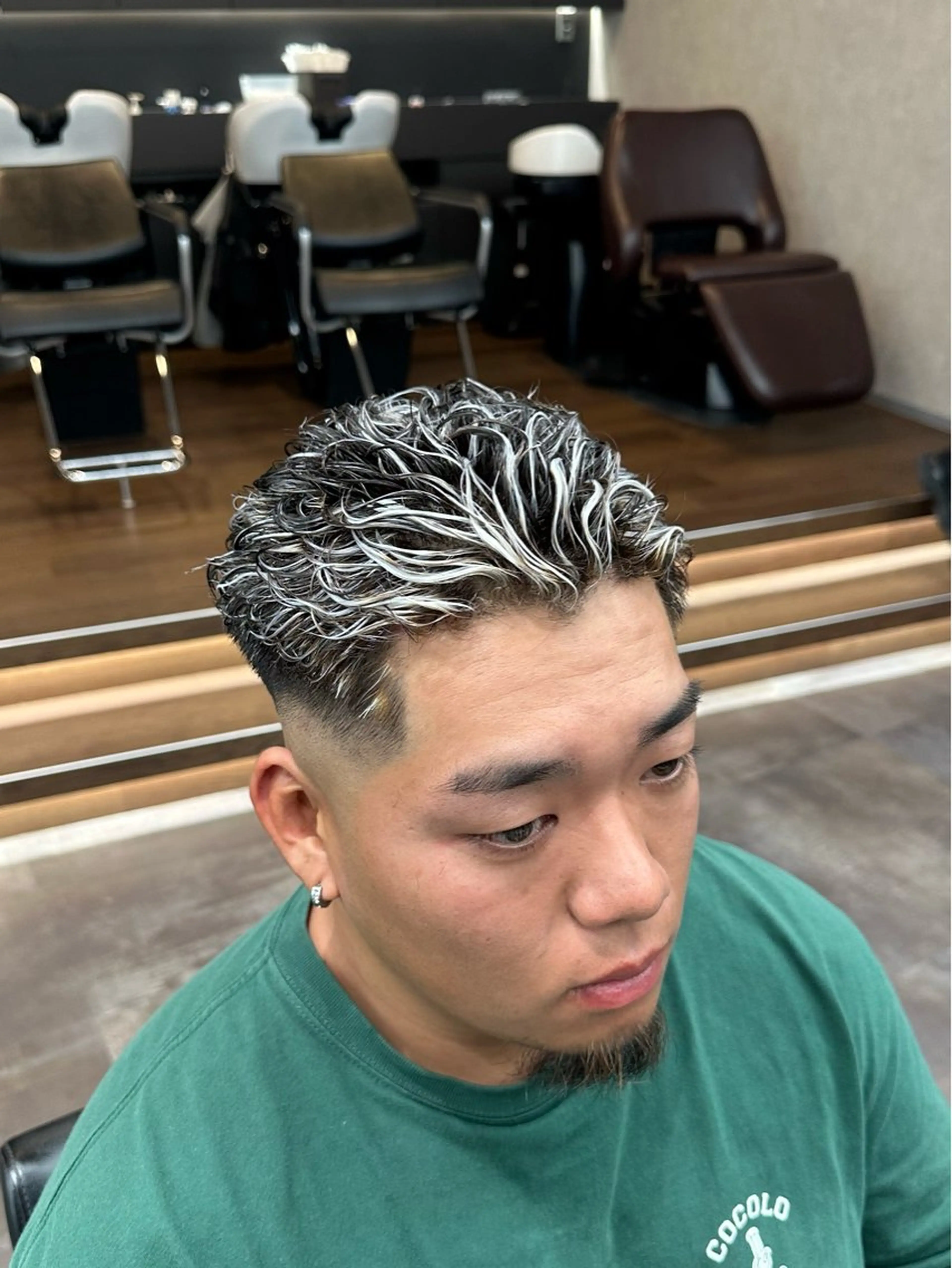 ショート カラー パーマ メンズ ！メンズ特化！ 田中健輔のヘアスタイル