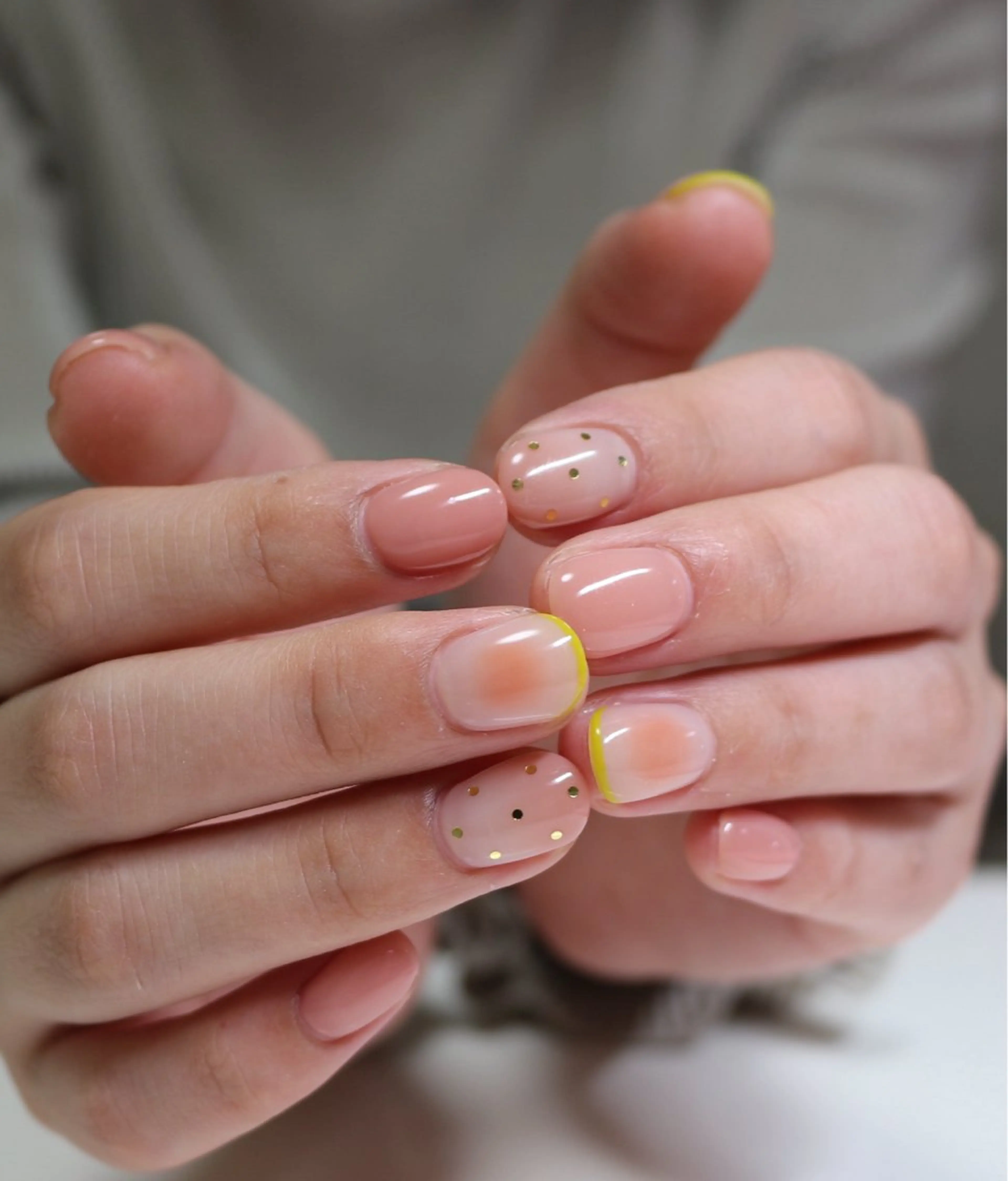 ネイル フレンチネイル ホログラムネイル 韓国ネイル ニュアンスネイル ピンク ハンドネイル Baku Nailsのネイルデザイン