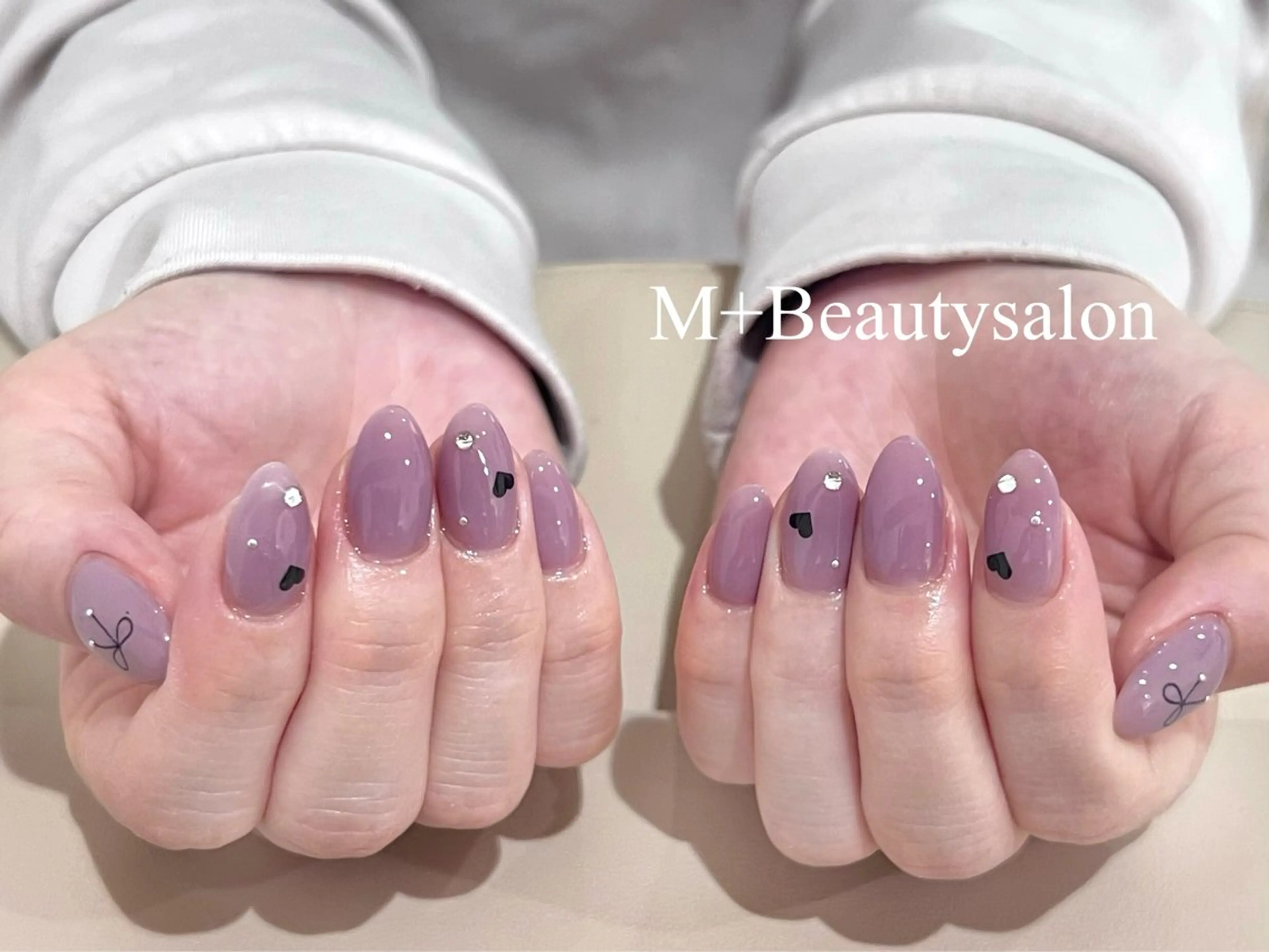 ネイル M+  Beauty Salonのネイルデザイン