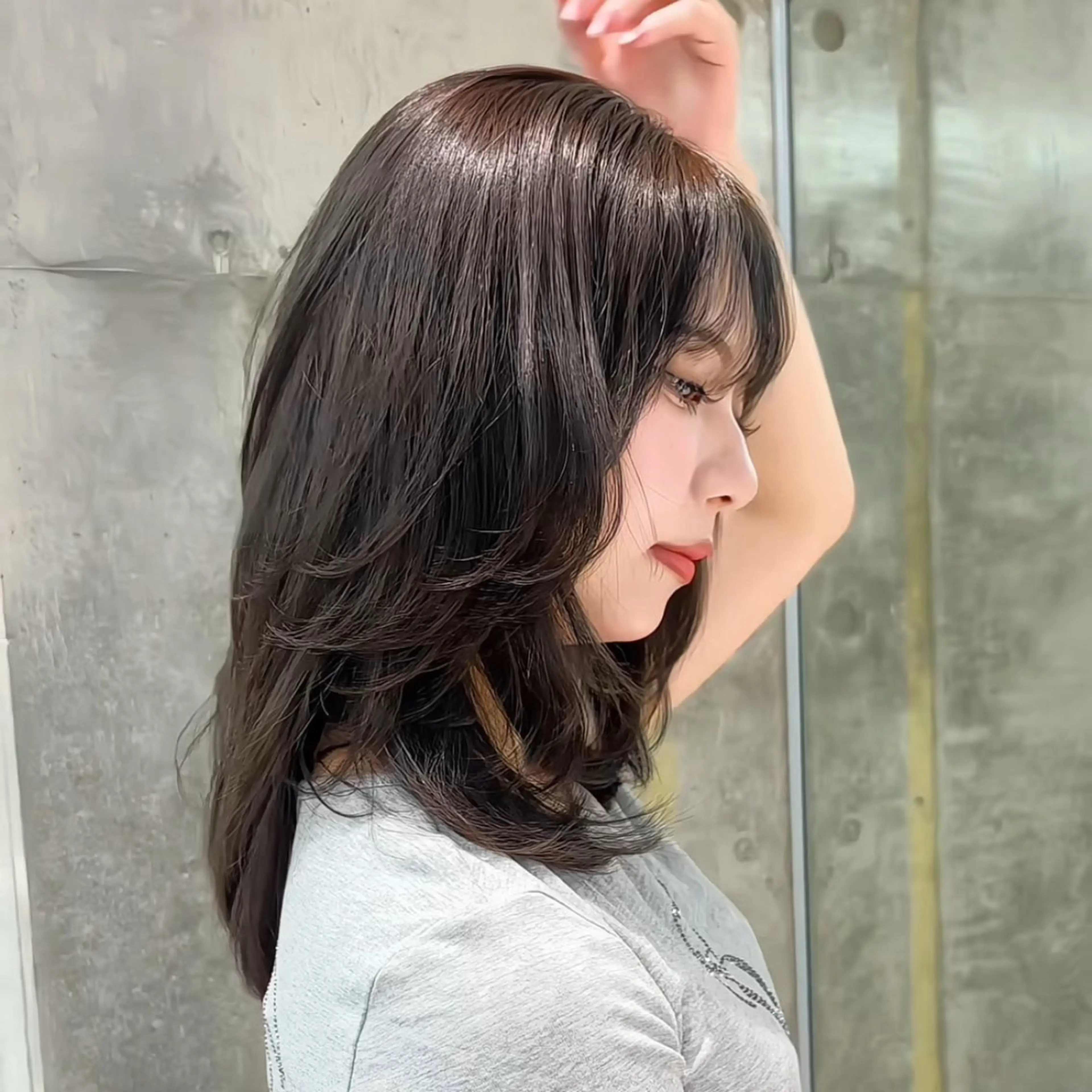 ミディアム カラー ミディアムレイヤー 伸ばしかけ レイヤーカット カット ヘアカラー トリートメント 🎀𝑆𝐴𝑅𝐴 /レイヤーカット🎀のヘアスタイル