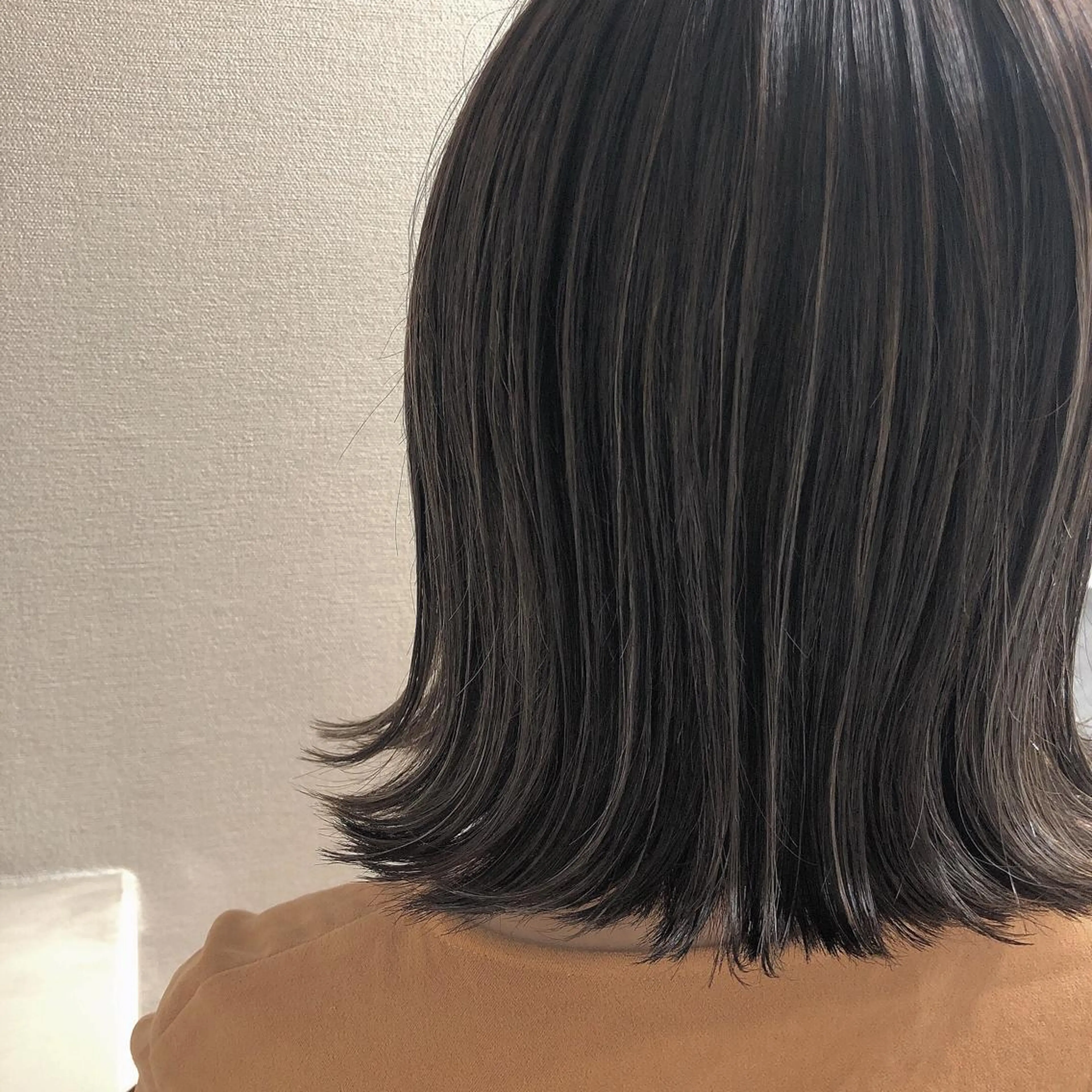 ミディアム 今井 悠菜のヘアスタイル