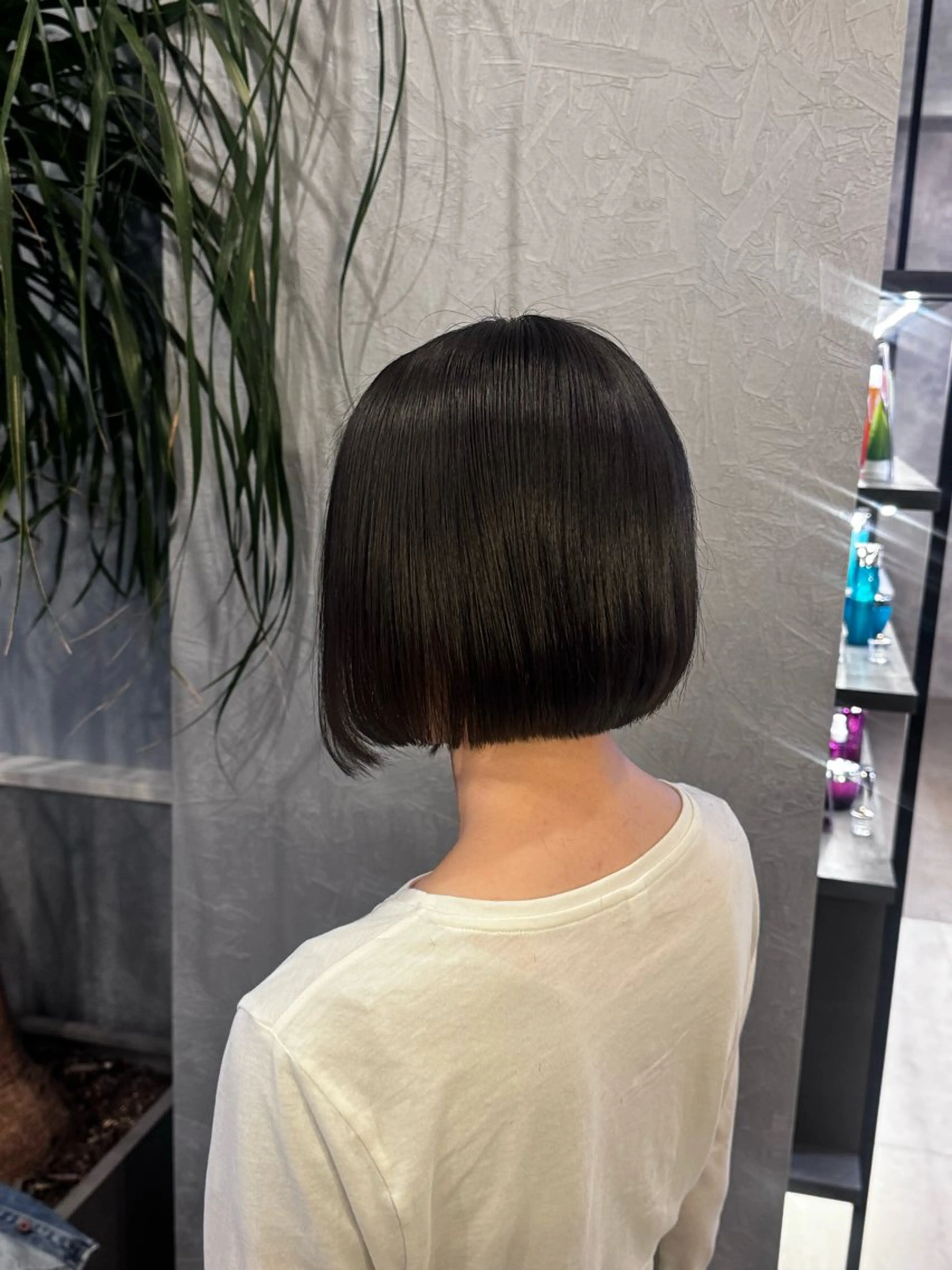 ショート カット 佐藤 凜のヘアスタイル