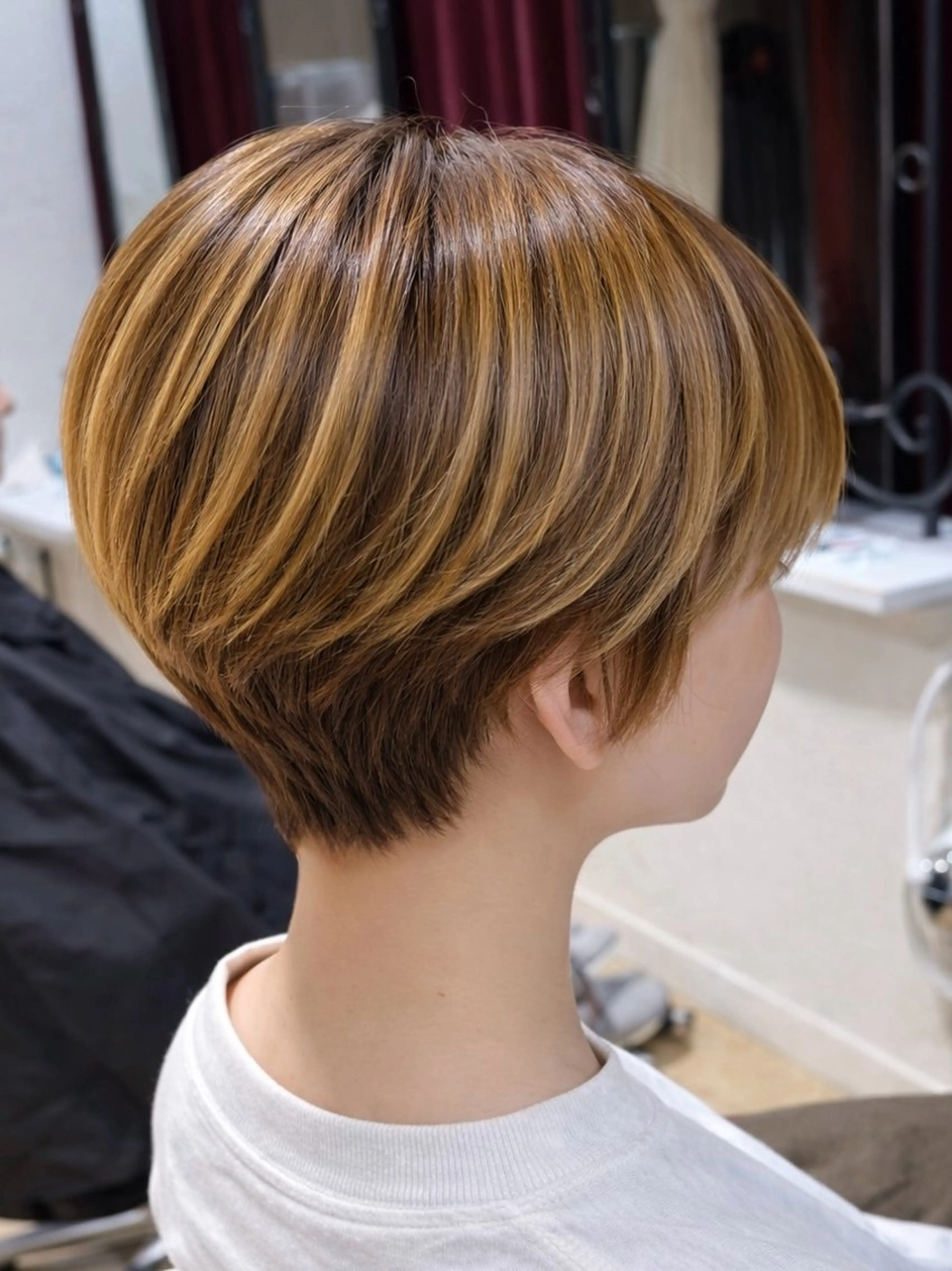 ショート ショートボブ ボブ ハイライト 髪質改善 似合わせカット カット ヘアカラー 瀧澤 一真のヘアスタイル