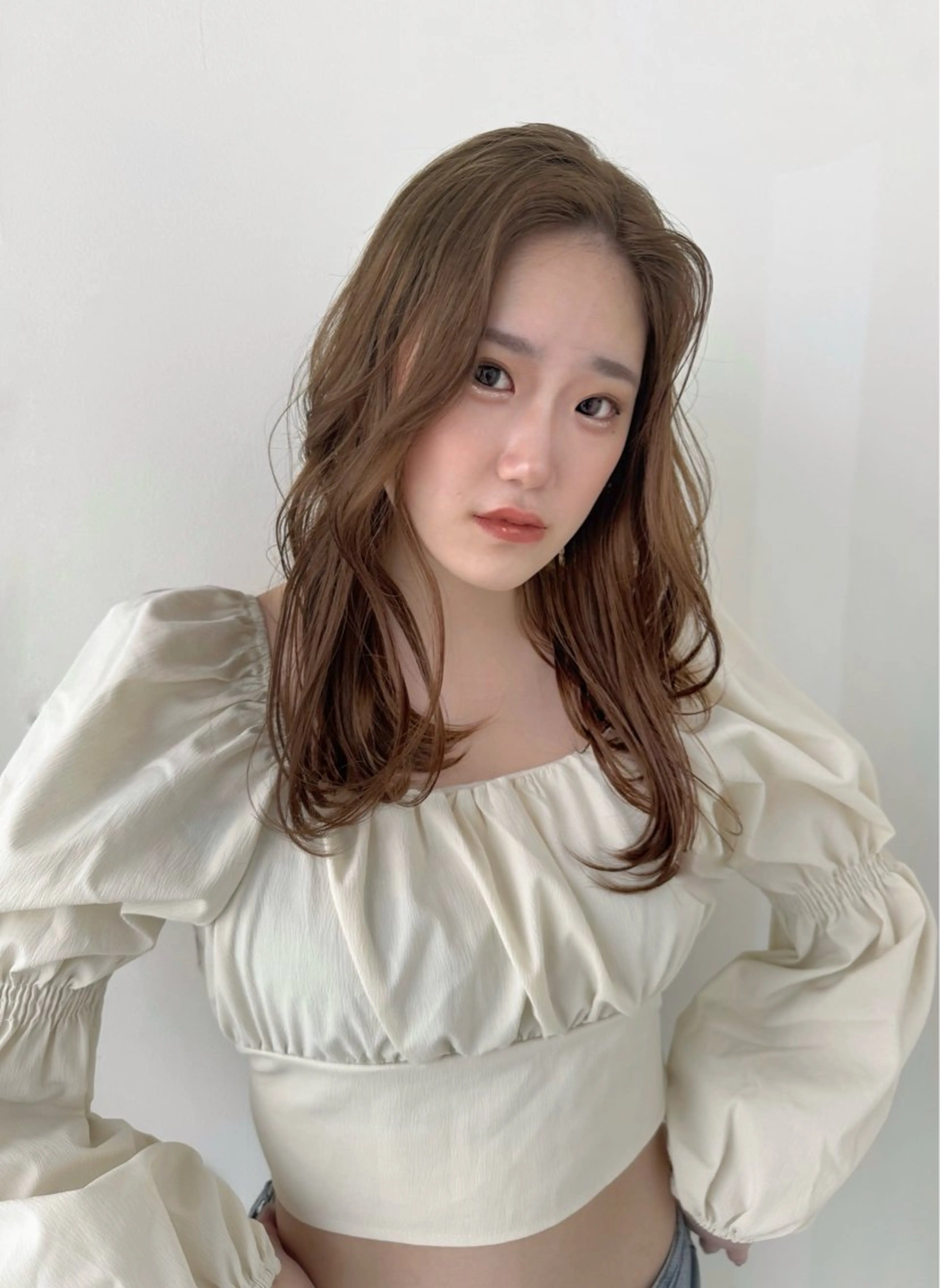 ミディアム 詩音 ／札幌美容師のヘアスタイル