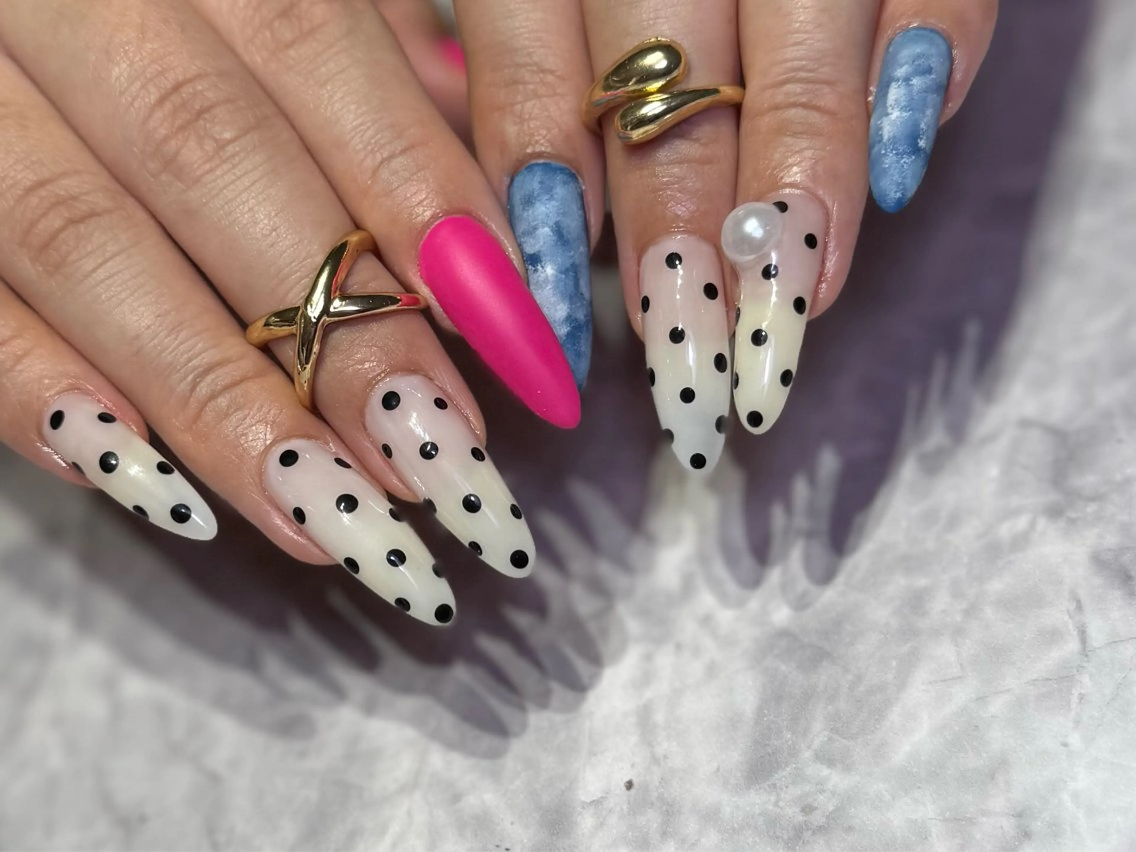 ネイル ドット ロングネイル ハンドネイル Mnailsalon フィルイン対応サロンのネイルデザイン