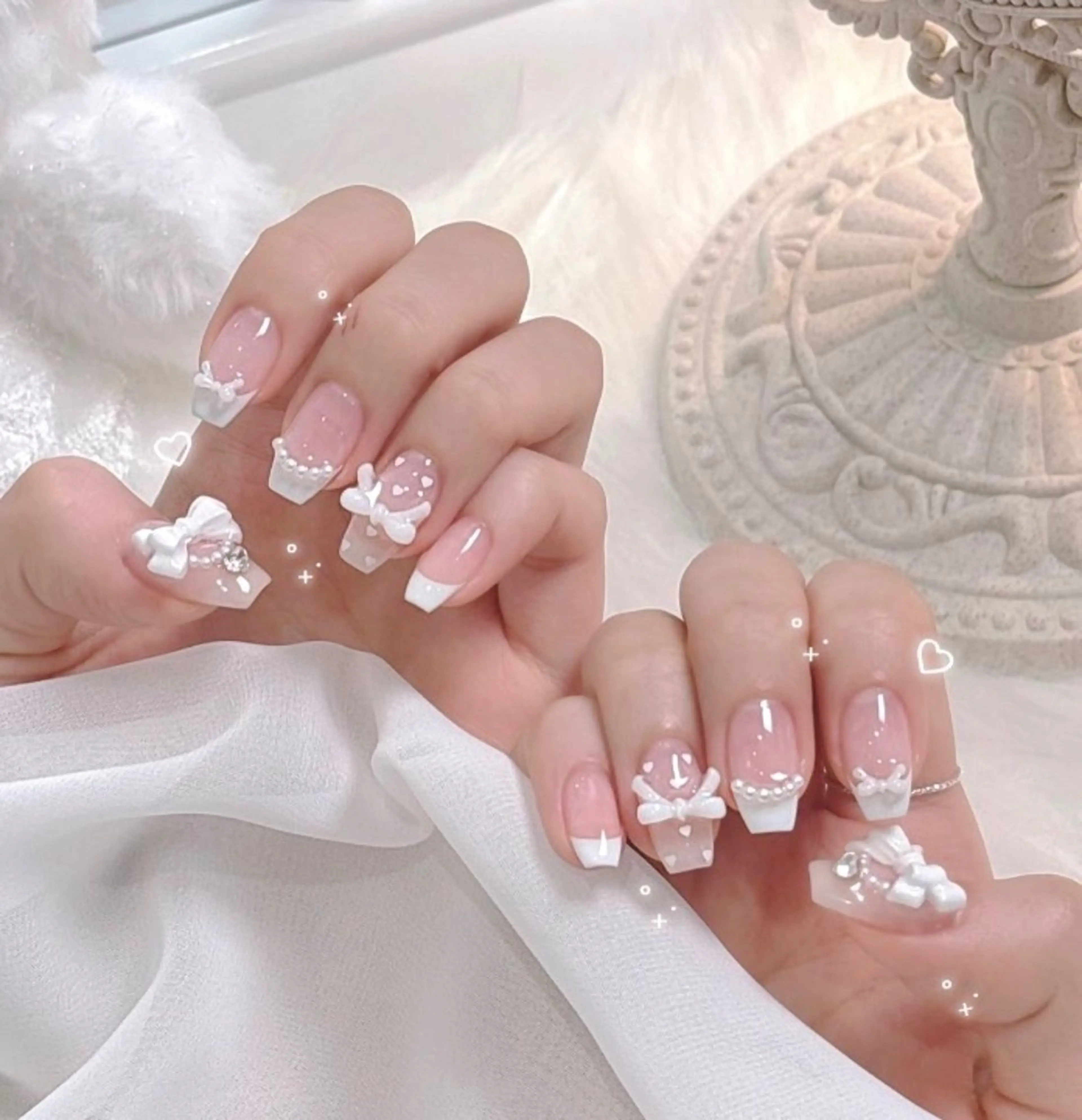 カラー グラデーションカラー ピンクカラー ハンドネイル AIN Nailのネイルデザイン