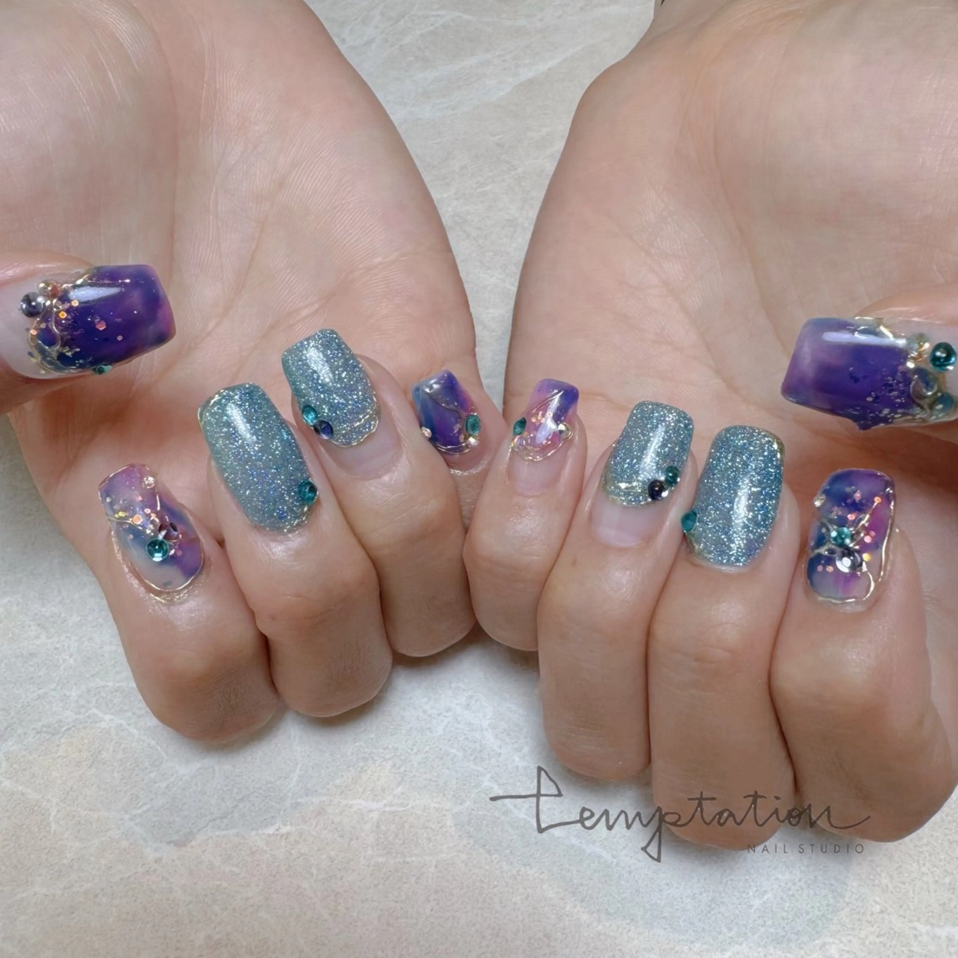ネイル Temptation mainailのネイルデザイン