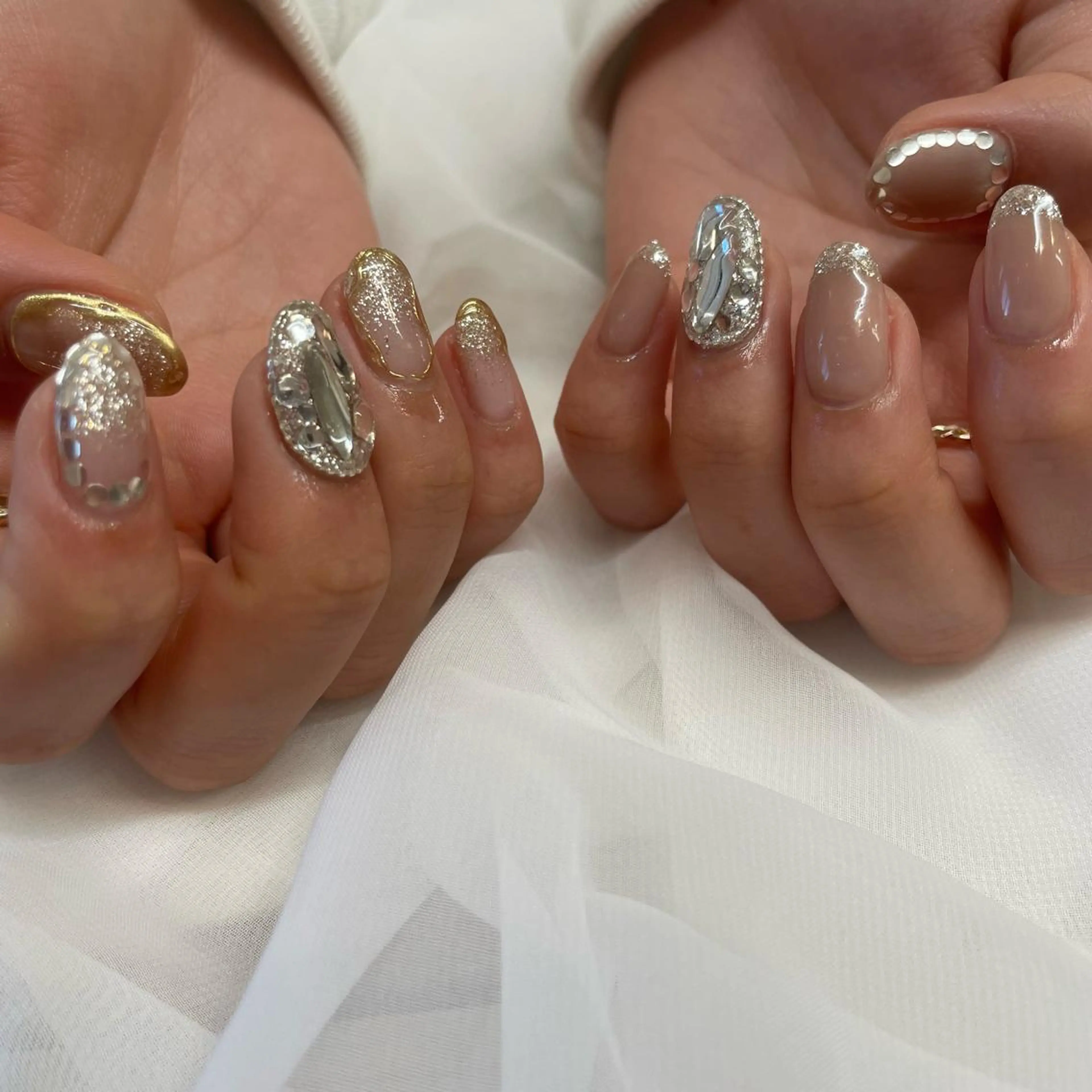 ネイル ゴージャス キラキラネイル FILUMIA.所属・FILU MIA.のマツエク・マツパデザイン